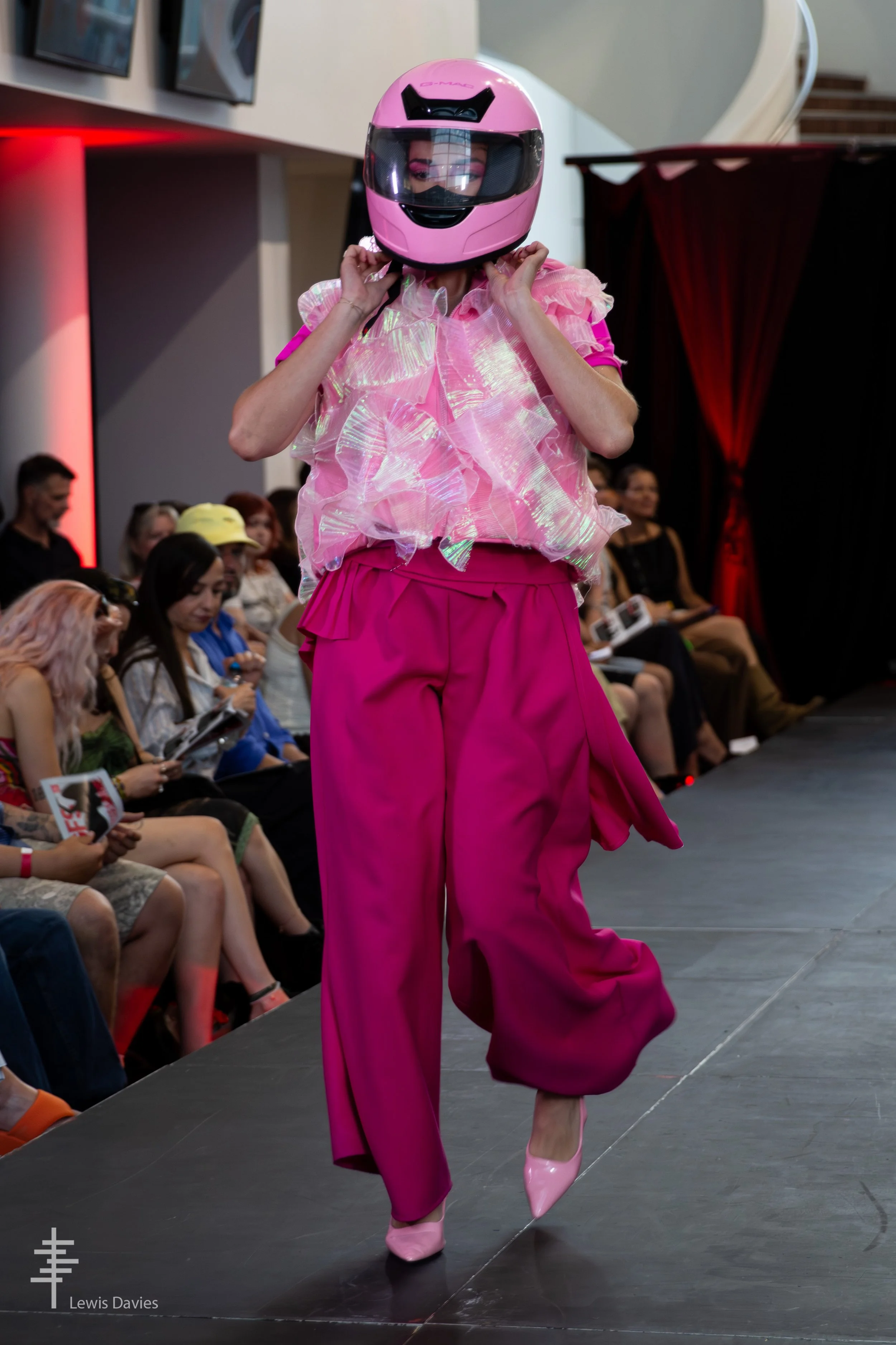 Look 1