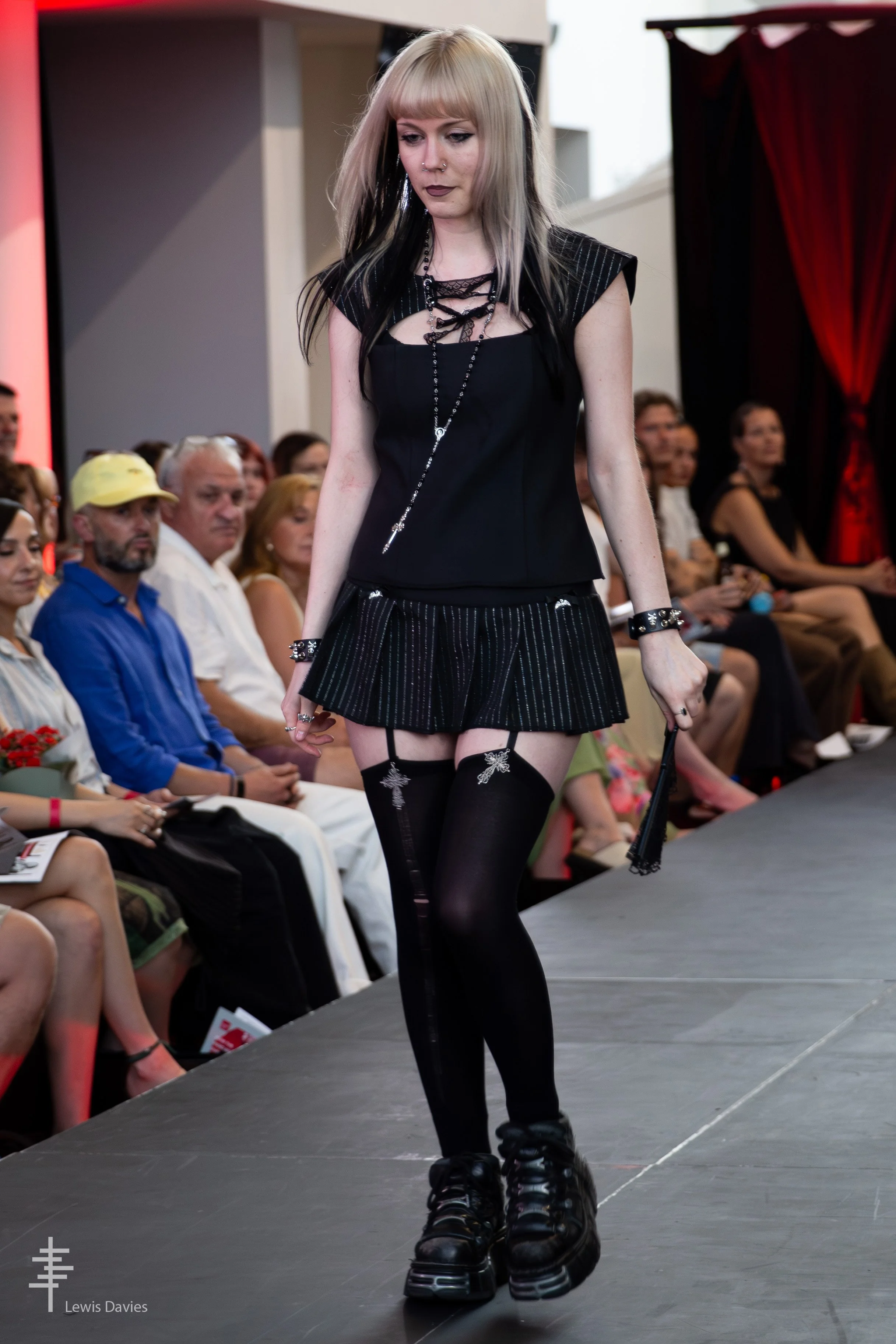 Look 2