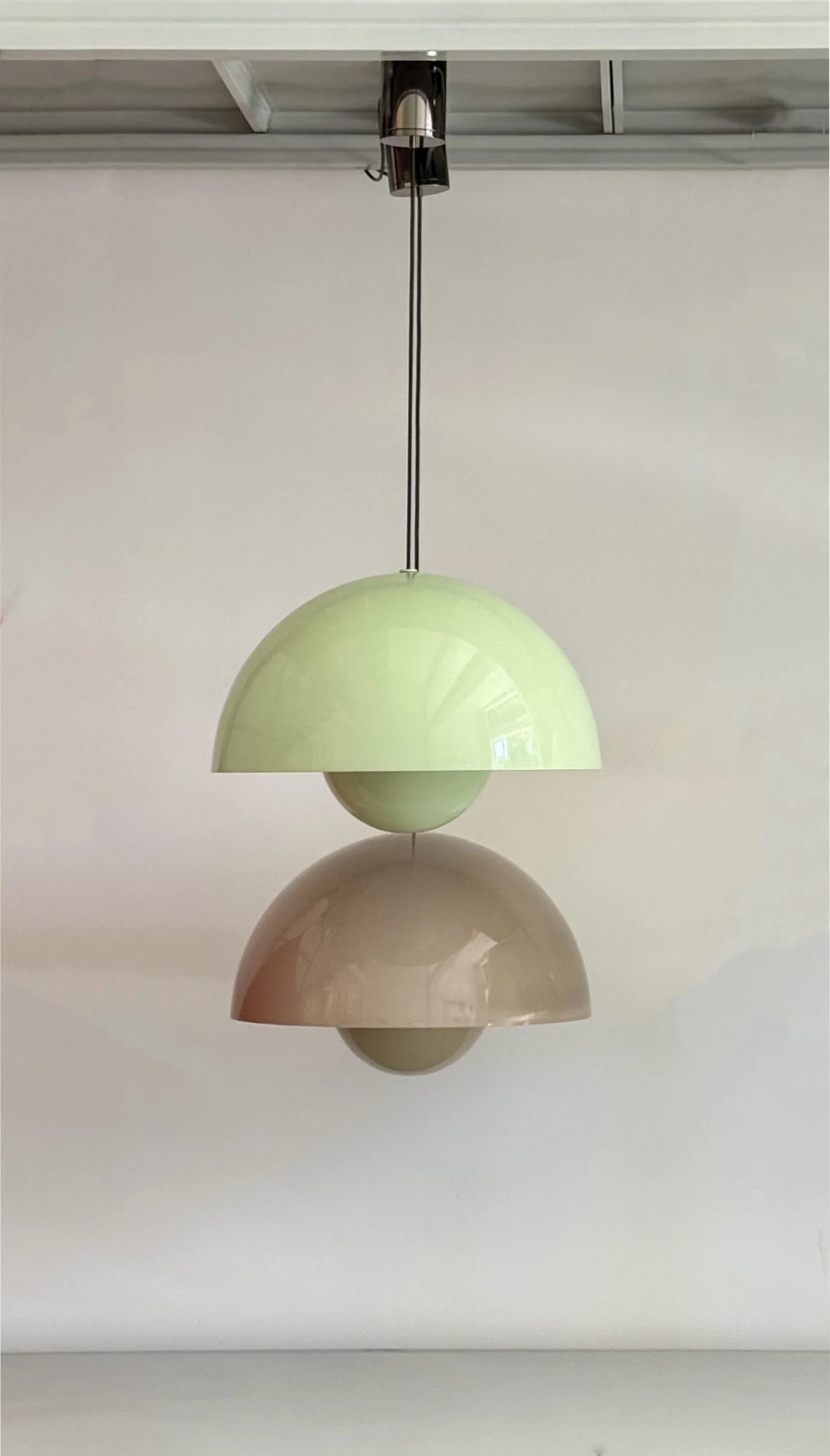 &Tradition - Flowerpot by Verner Panton