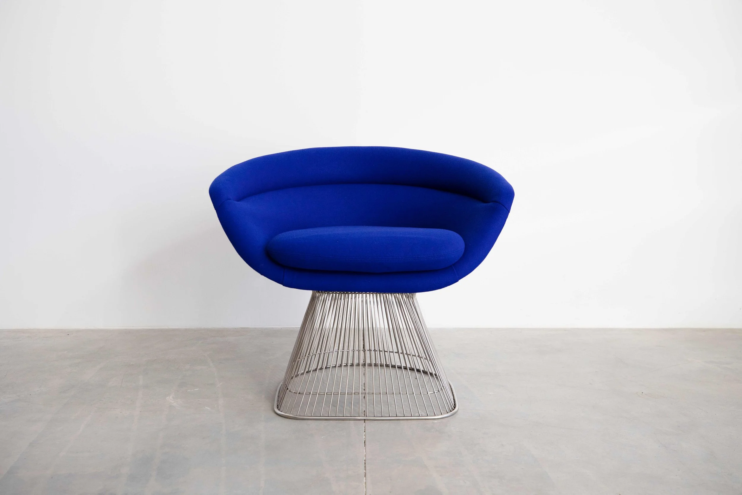 Warren Planter  - Lounge Chair