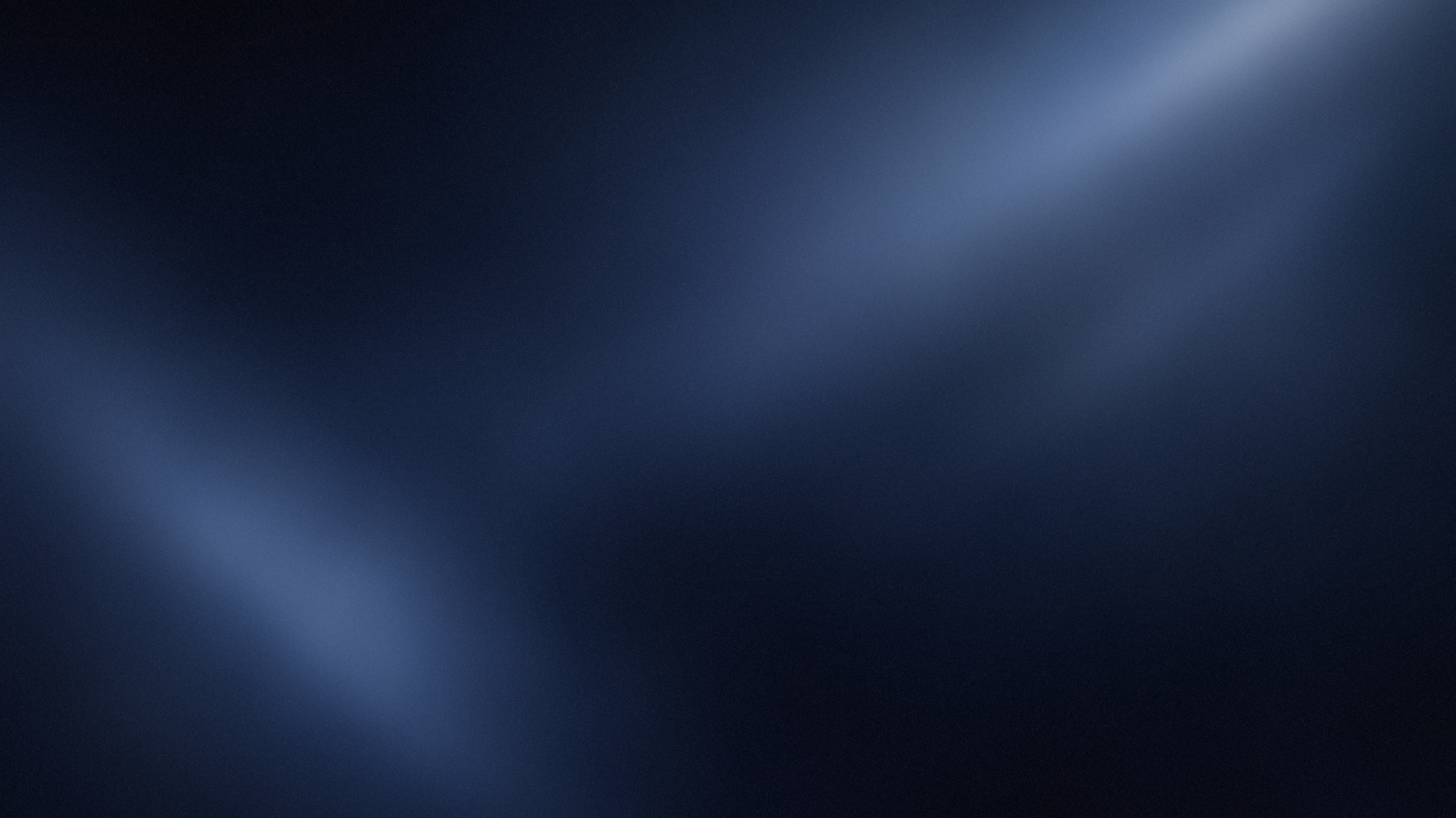 Das Bild zeigt einen dunkelblauen Hintergrund mit weichen, diagonalen Lichtstrahlen, die weißen Schleier ähnlichen Glanzeffekte erzeugen.