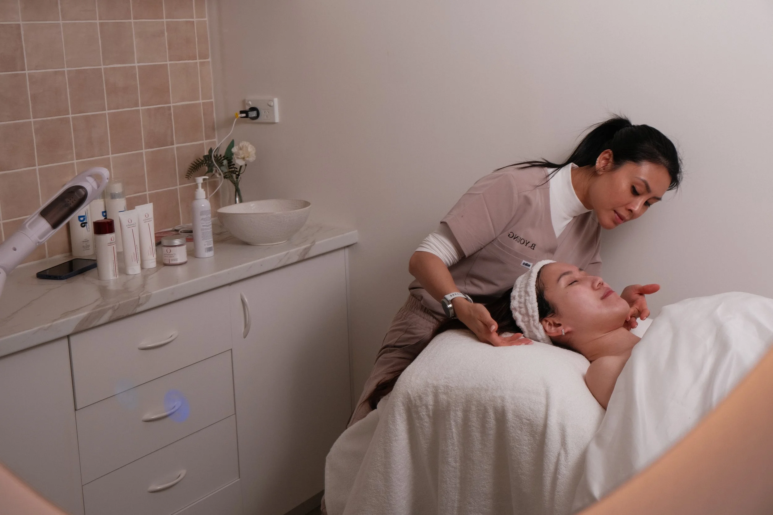 Detailed Skin Consult