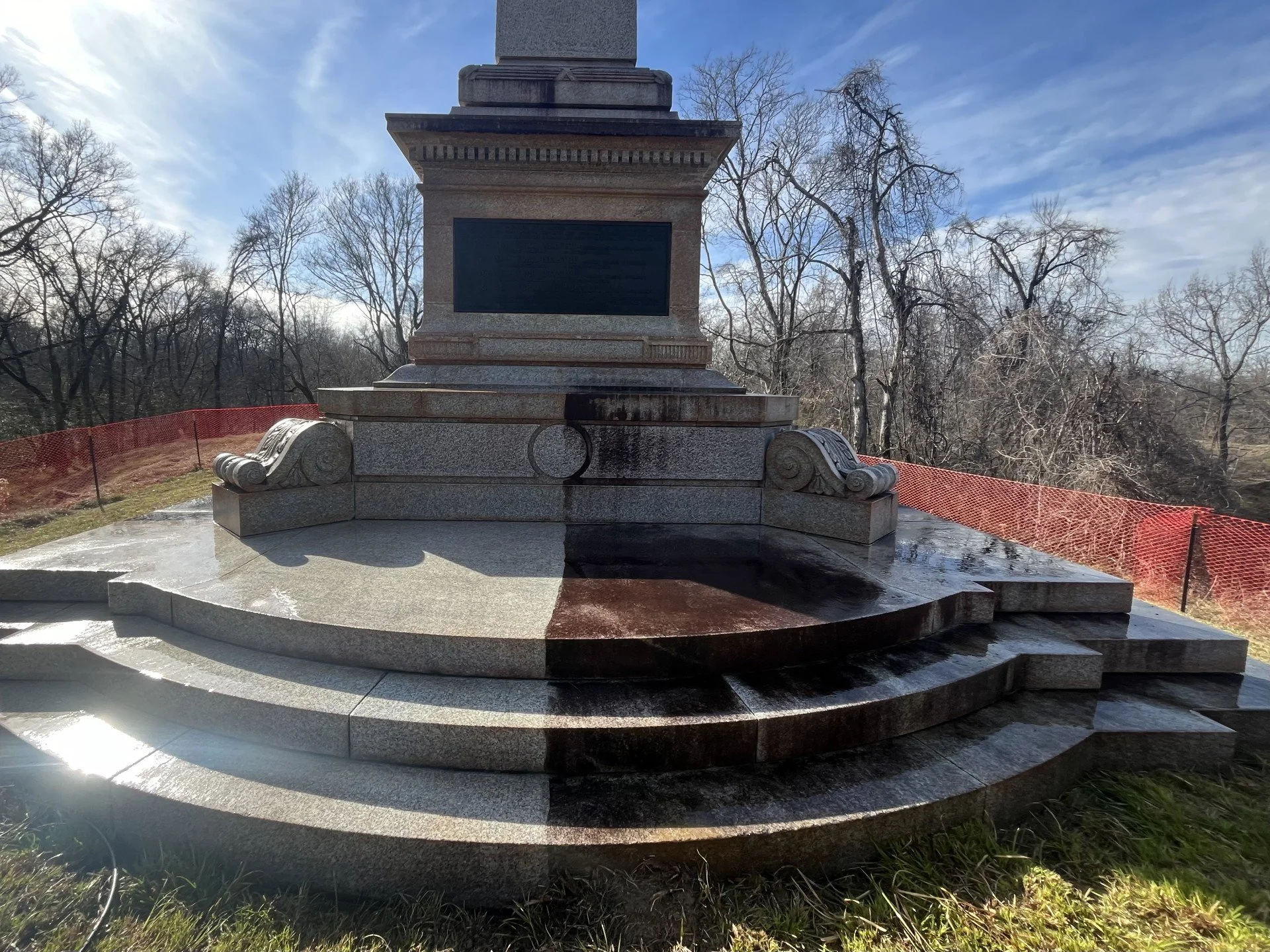 Heat treatment cleaning on the New York Monument.