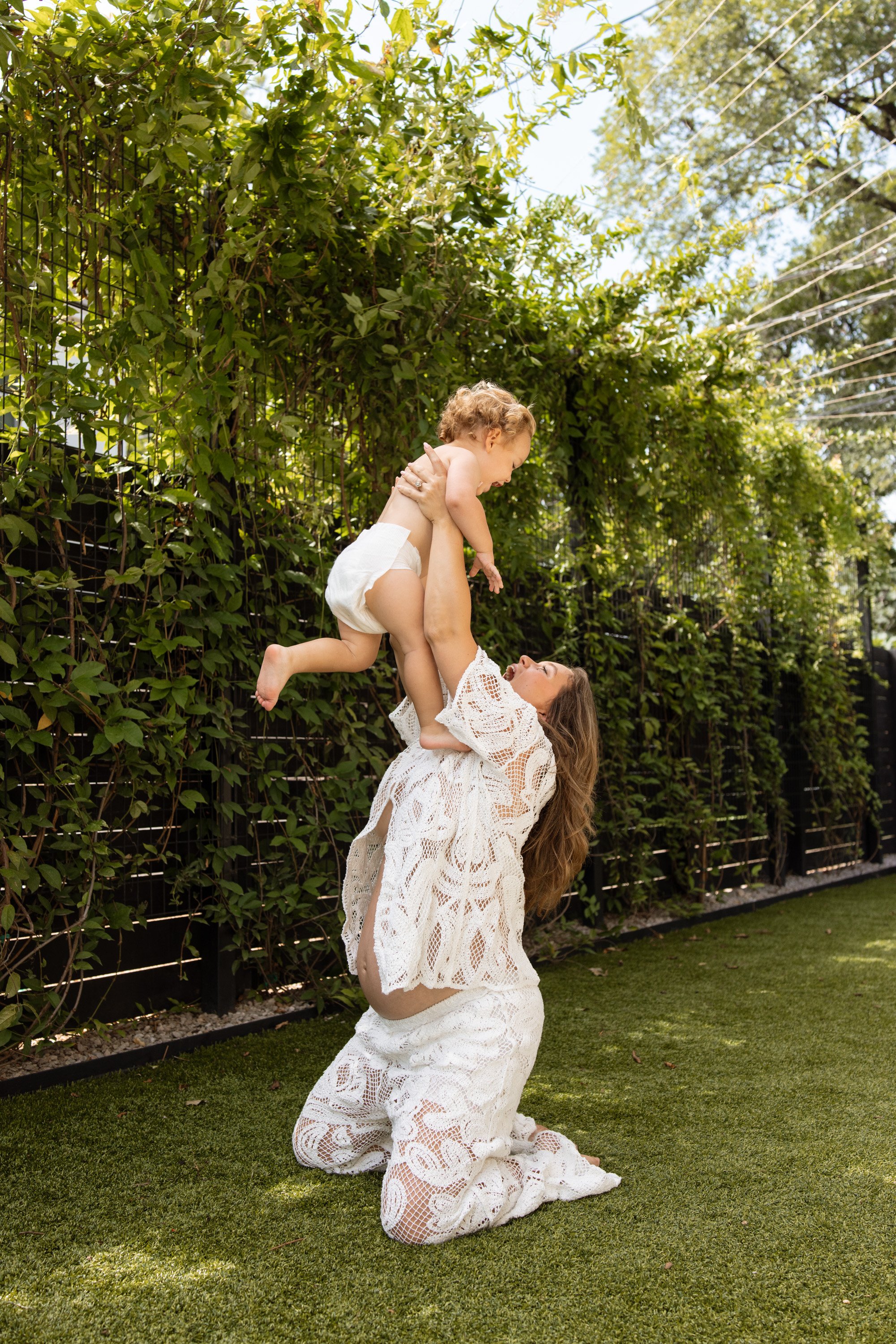 Maternity-photographer-austin-texas-8.jpg