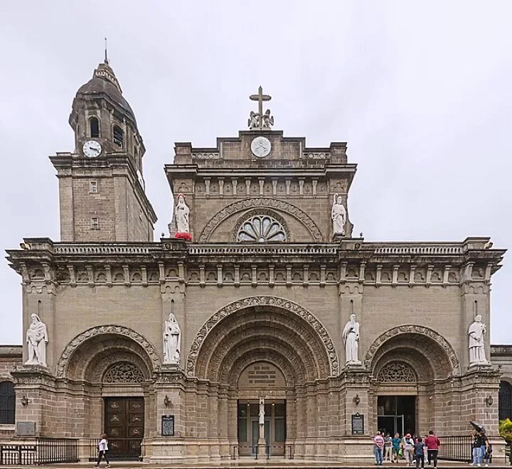 Beautiful Churches in Manila