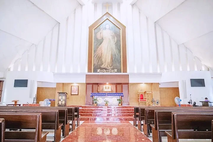 Beautiful Churches in Mandaluyong