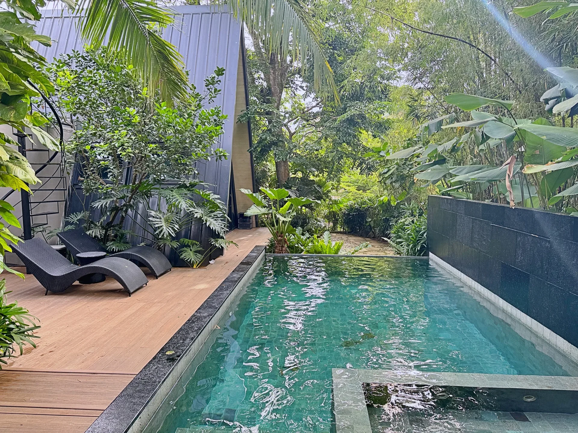 AirBNB Review: Narra Cabin 1 in Silang, Cavite