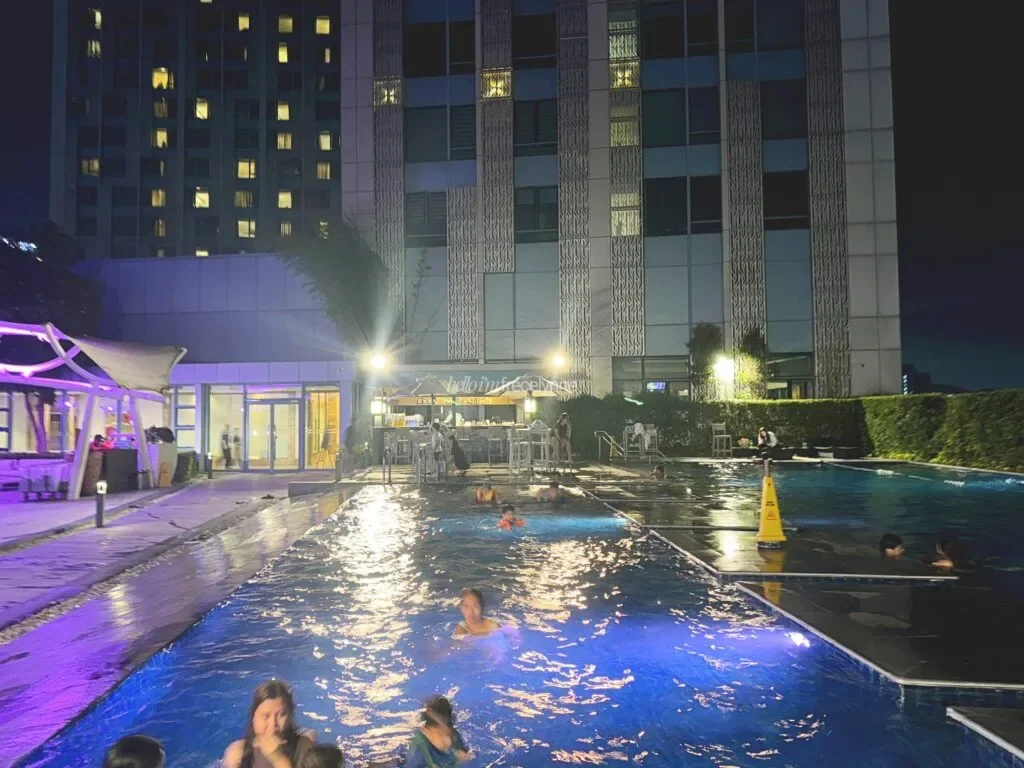 Crimson-Hotel-Alabang_139_helloimfrecelynne-1024x768.jpg.webp