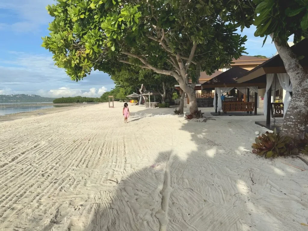 Astoria-Bohol_121_helloimfrecelynne-1024x768.jpg.webp