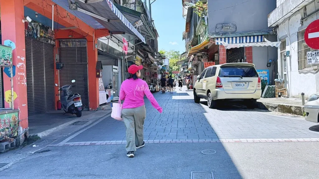 Yehliu-Jiufen-Shifen-Day-Tour-Klook0A_Guide-to-Taipei_178_helloimfrecelynne-1024x576.jpg.webp