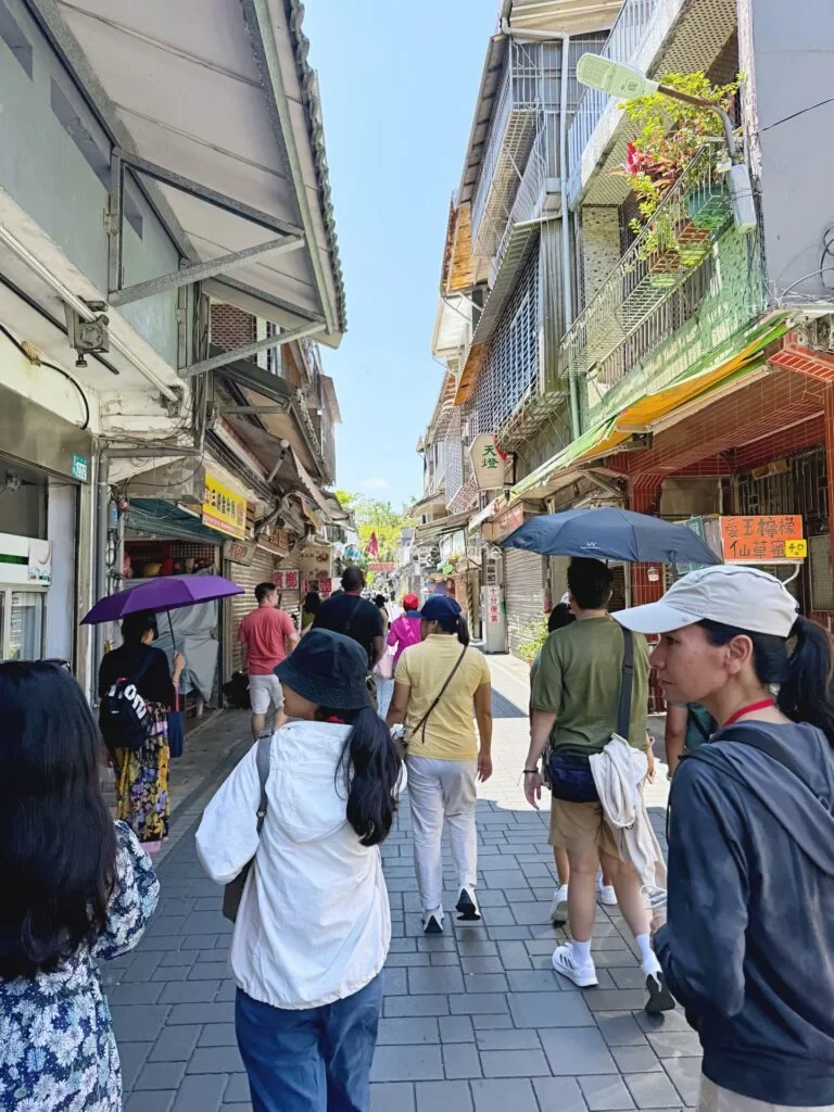 Yehliu-Jiufen-Shifen-Day-Tour-Klook0A_Guide-to-Taipei_180_helloimfrecelynne-768x1024.jpg.webp