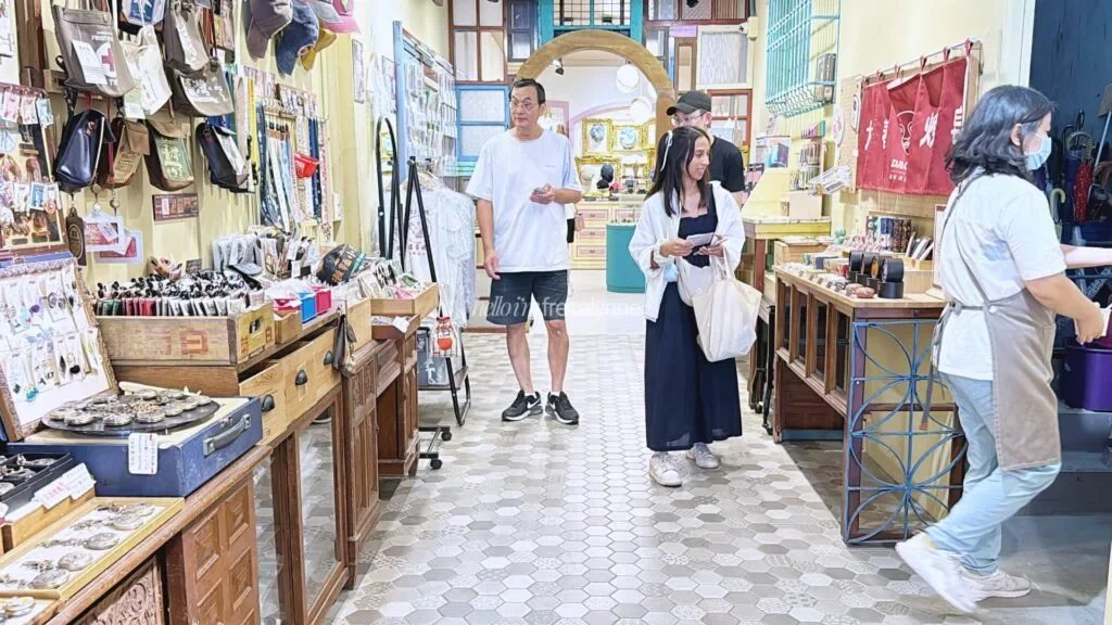 Yehliu-Jiufen-Shifen-Day-Tour-Klook0A_Guide-to-Taipei_289_helloimfrecelynne-1024x576.jpg.webp