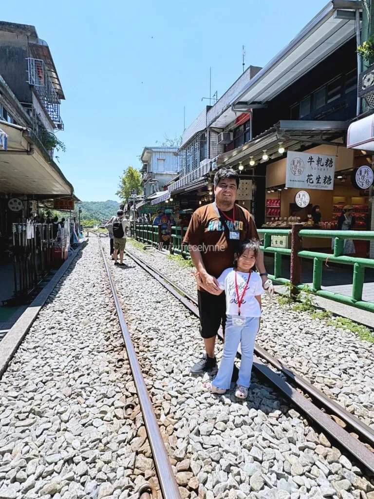 Yehliu-Jiufen-Shifen-Day-Tour-Klook0A_Guide-to-Taipei_329_helloimfrecelynne-768x1024.jpg.webp