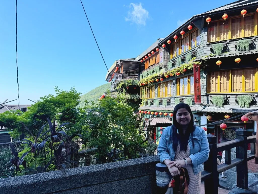 Yehliu-Jiufen-Shifen-Day-Tour-Klook0A_Guide-to-Taipei_456_helloimfrecelynne-1024x768.jpg.webp