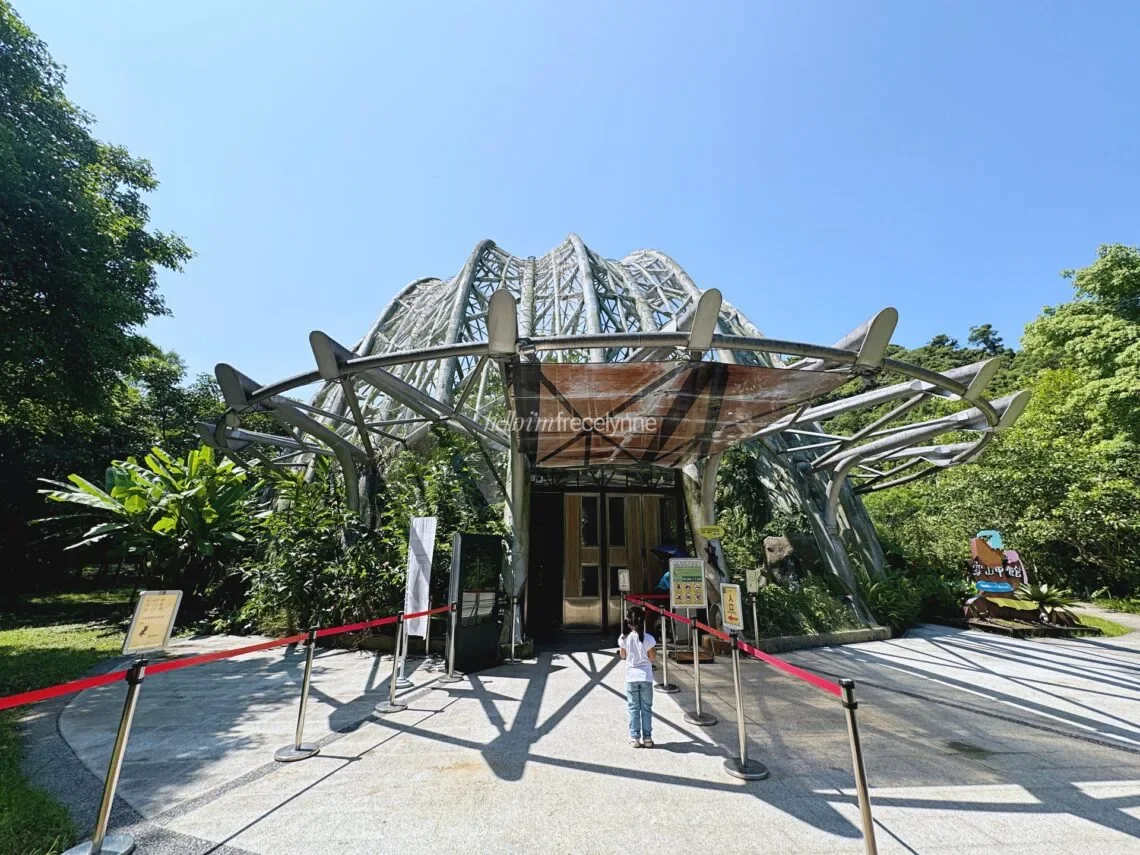 Taipei-Zoo_Guide-to-Taipei_102_helloimfrecelynne-1140x855.jpg.webp