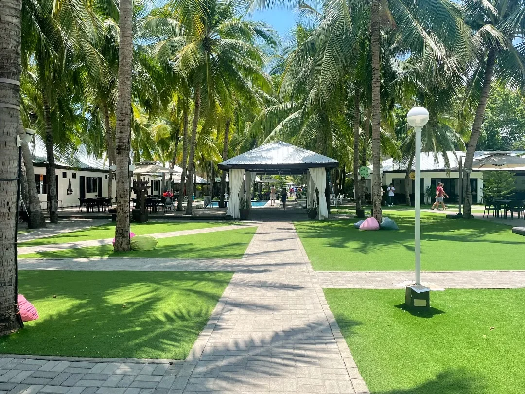 Resort Review: Coral View, Bataan