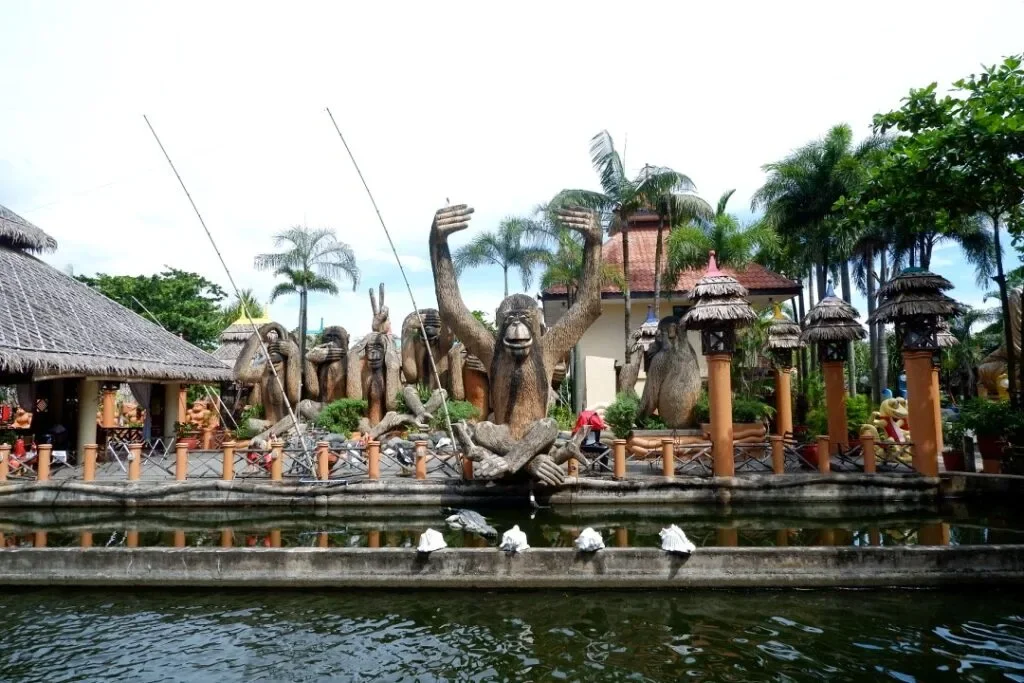 Isdaan-Floating-Restaurant-Gerona-Tarlac_084_helloimfrecelynne-1024x683.jpg.webp