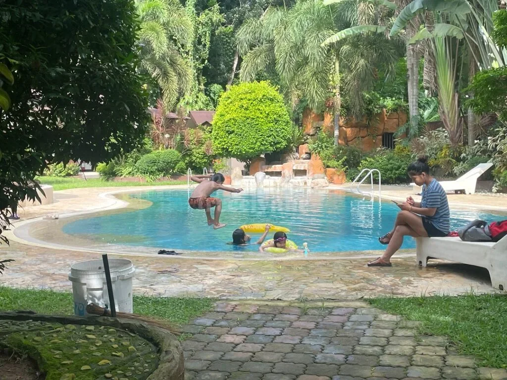 Le-Paradis-Resort-Castillo-Lipa-Batangas_006_helloimfrecelynne-1024x768.jpg.webp