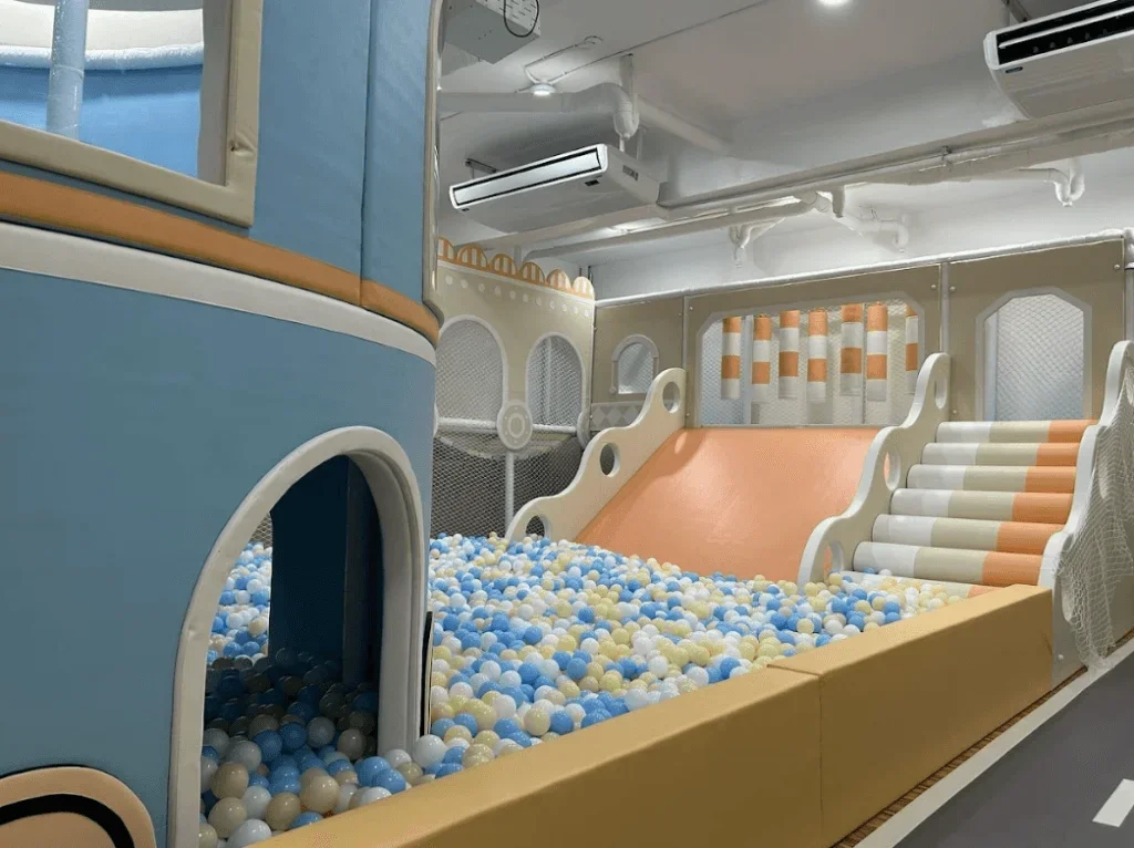Indoor Playgrounds in Metro Manila_(Playtown Kids Cafe)