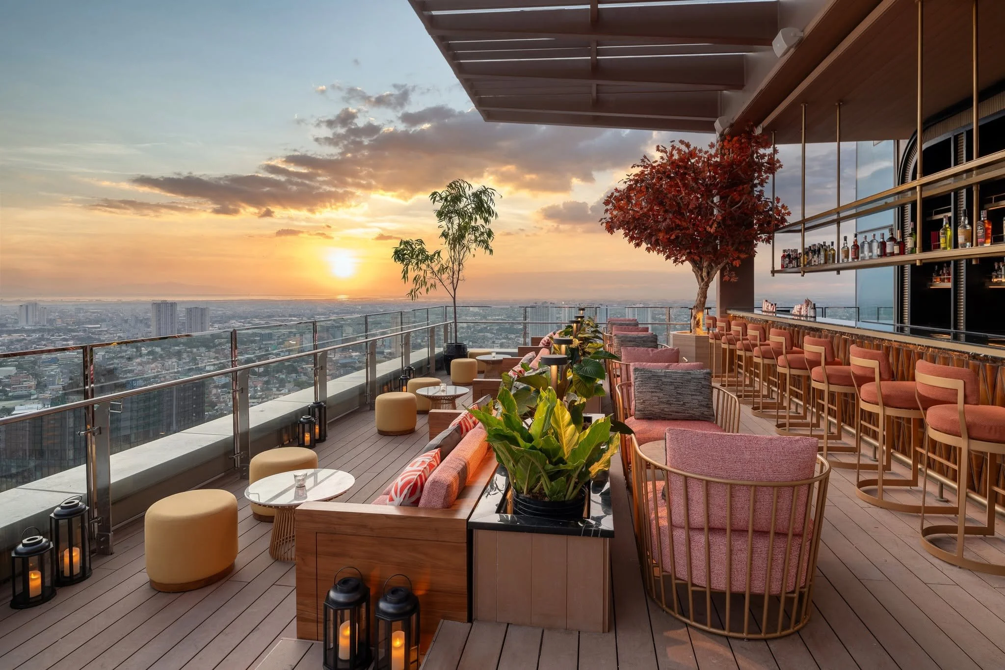 Skybar by Solaire Resort North.jpg