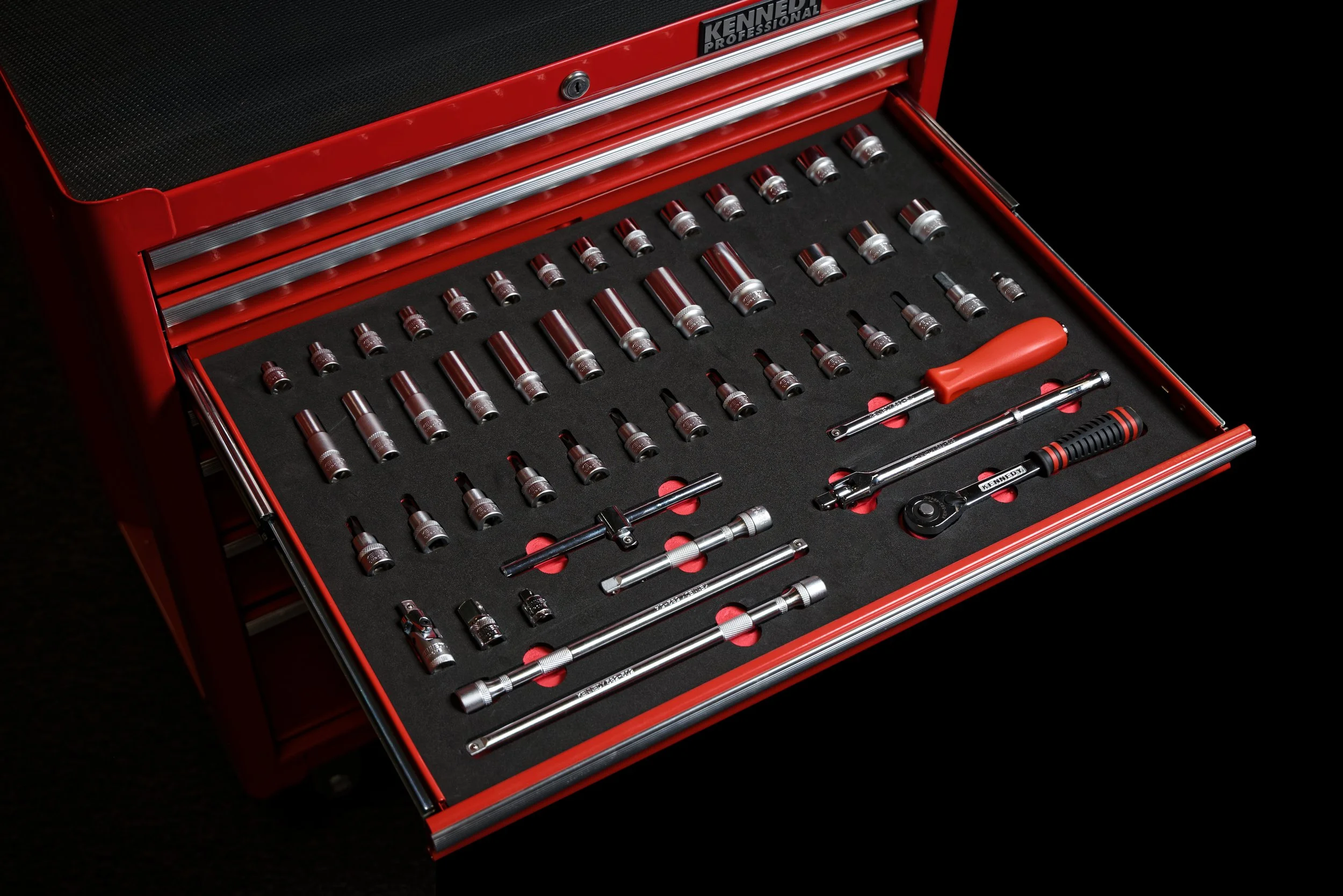 Commercial photography tools draw