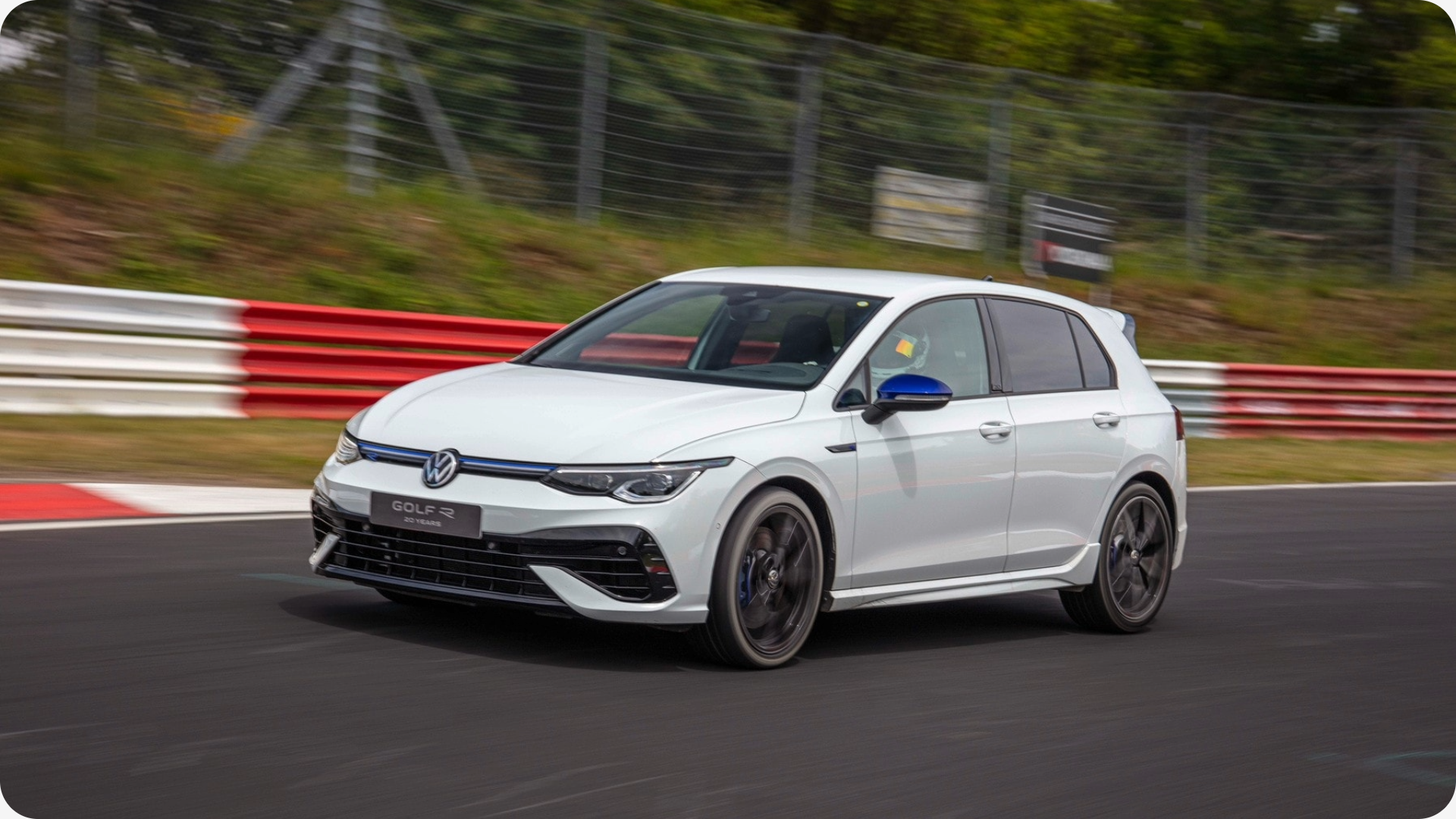 Volkswagen golf 8 R 2.0 raced over nurnbergring