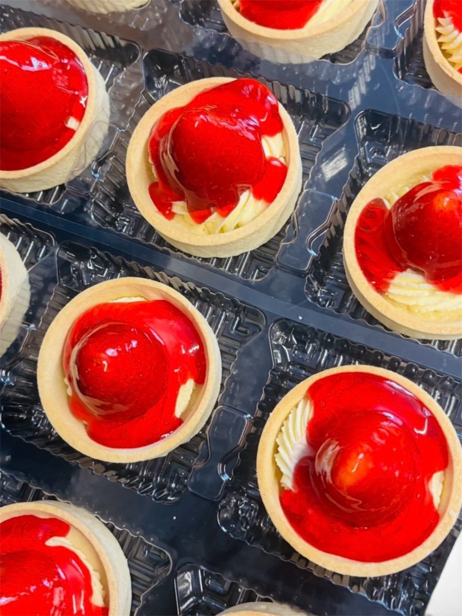 Strawberry Tarts 6 In Box