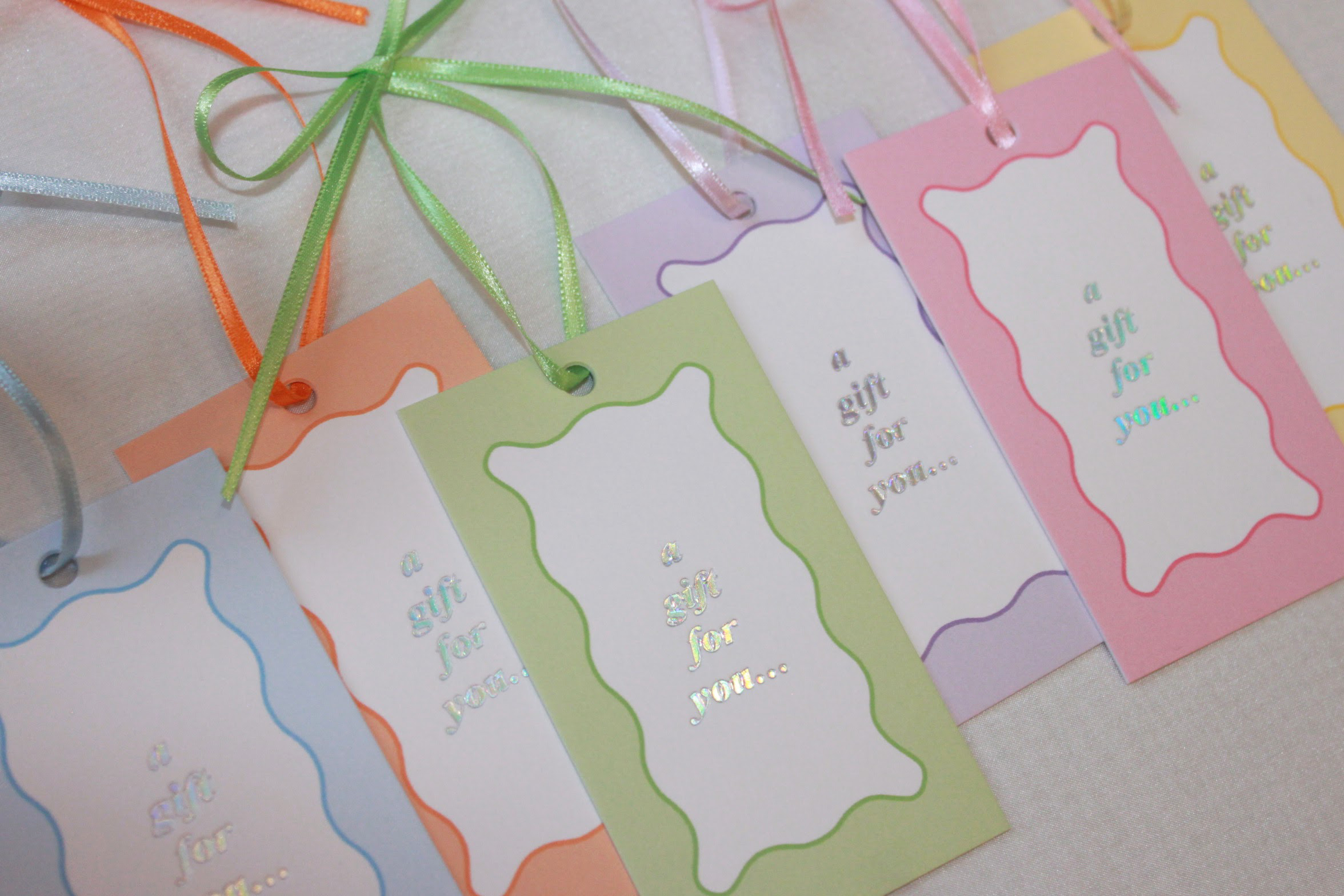 wavy gift tags