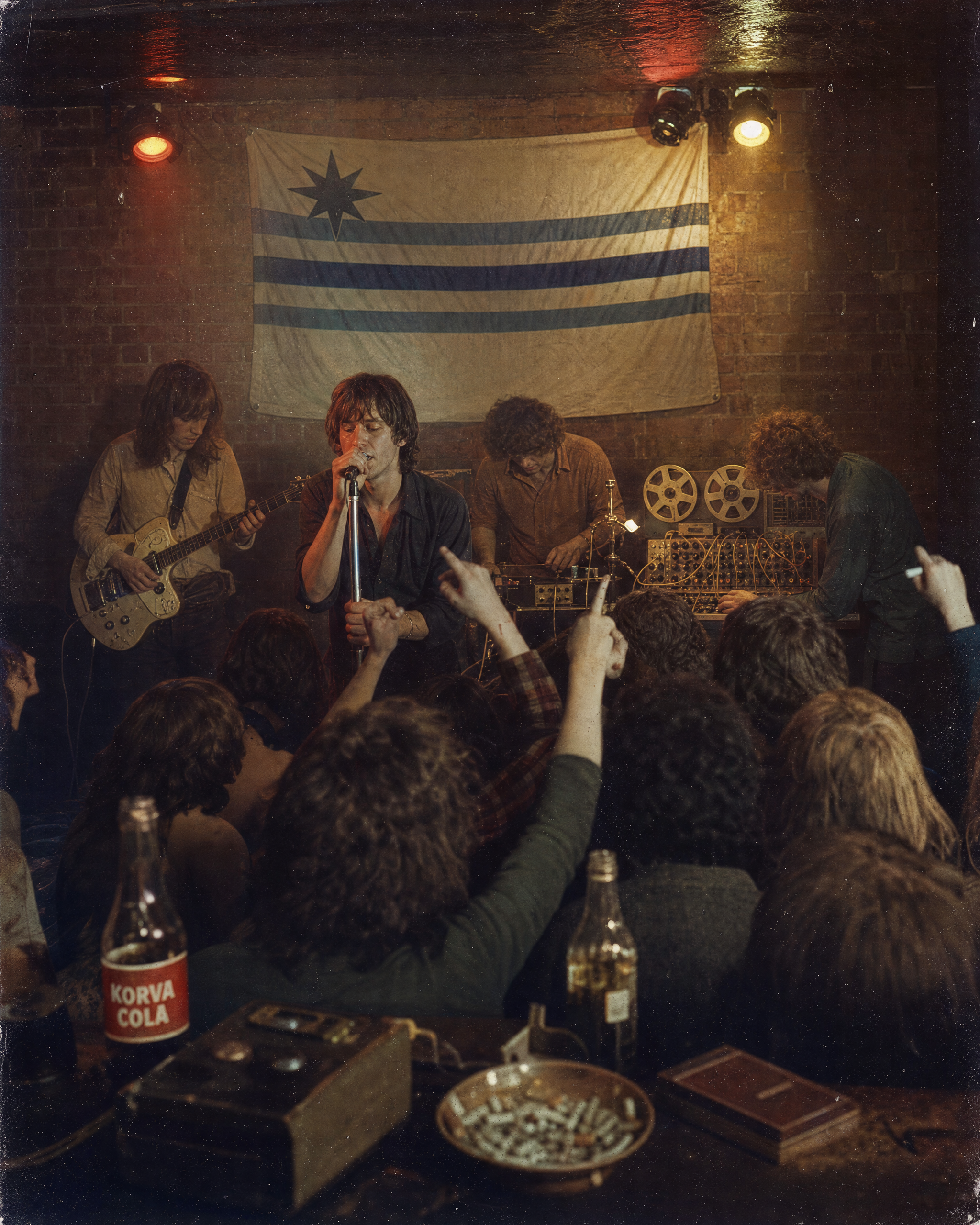 Gungha Club Artefact - unknown band 2 - audience view.png
