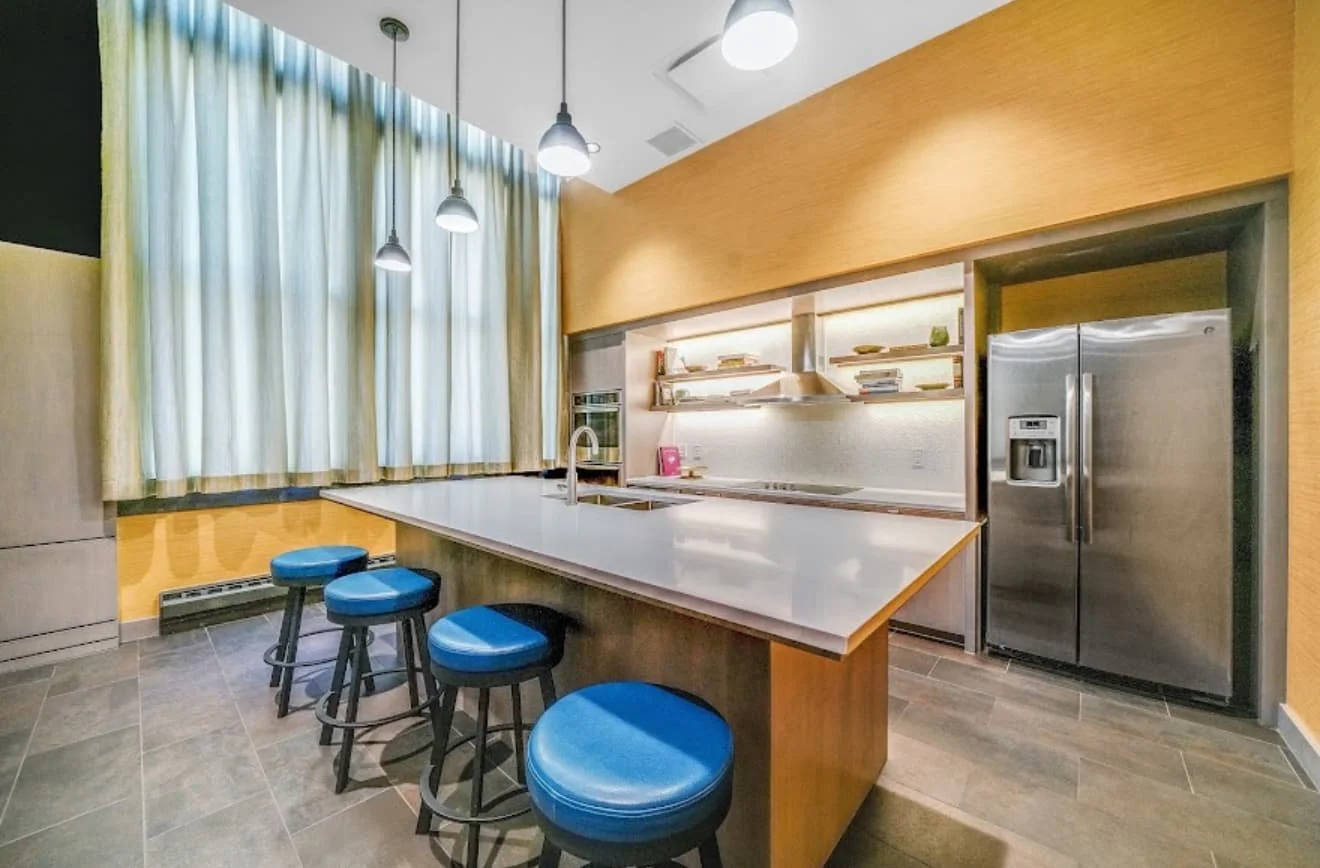 after-commercial-pantry-remodeling.jpg