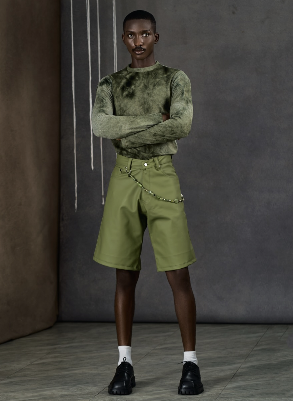 LOOK 4