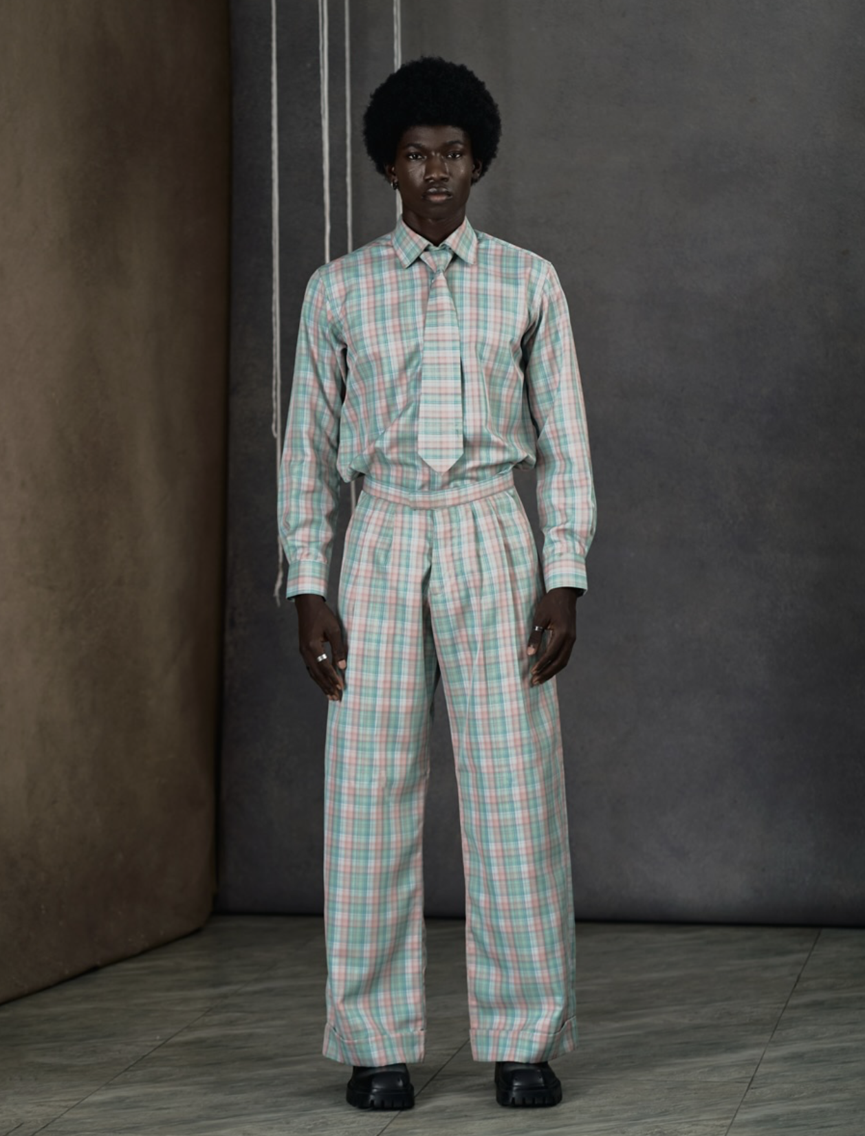 LOOK 3