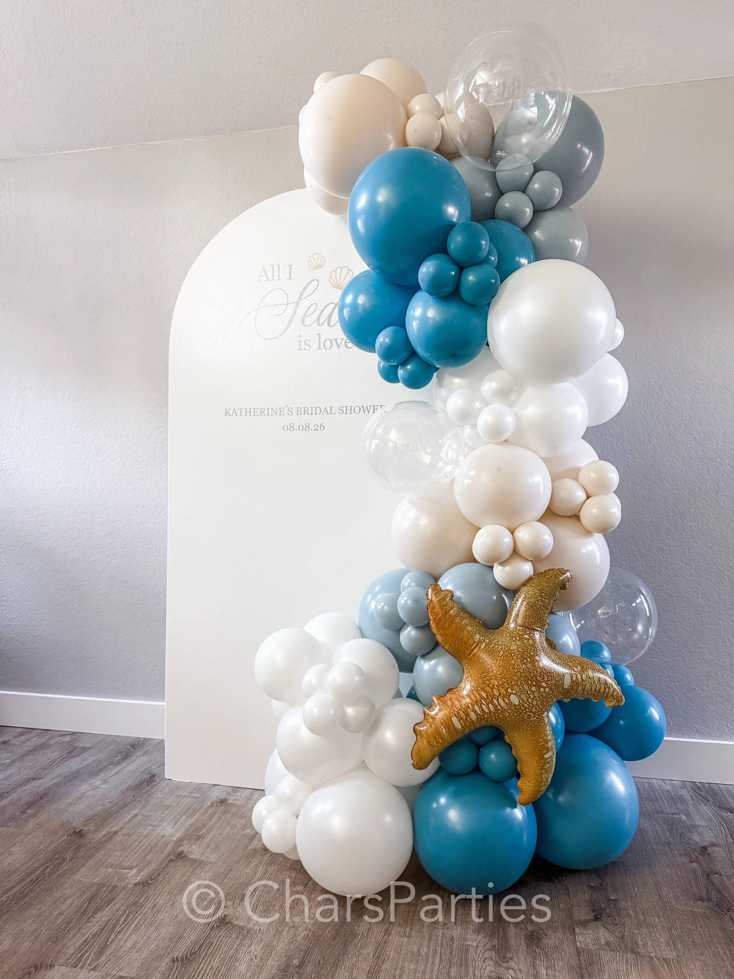 All I SEA is Love 🌊🐚

We build and perfect our work in the studio so on-site installation only takes 15 minutes! 🙌🏼
Swipe to see this beauty in the restaurant space 👀 @coastalkitchendanapoint 

Space was very limited in the venue, so we intentio