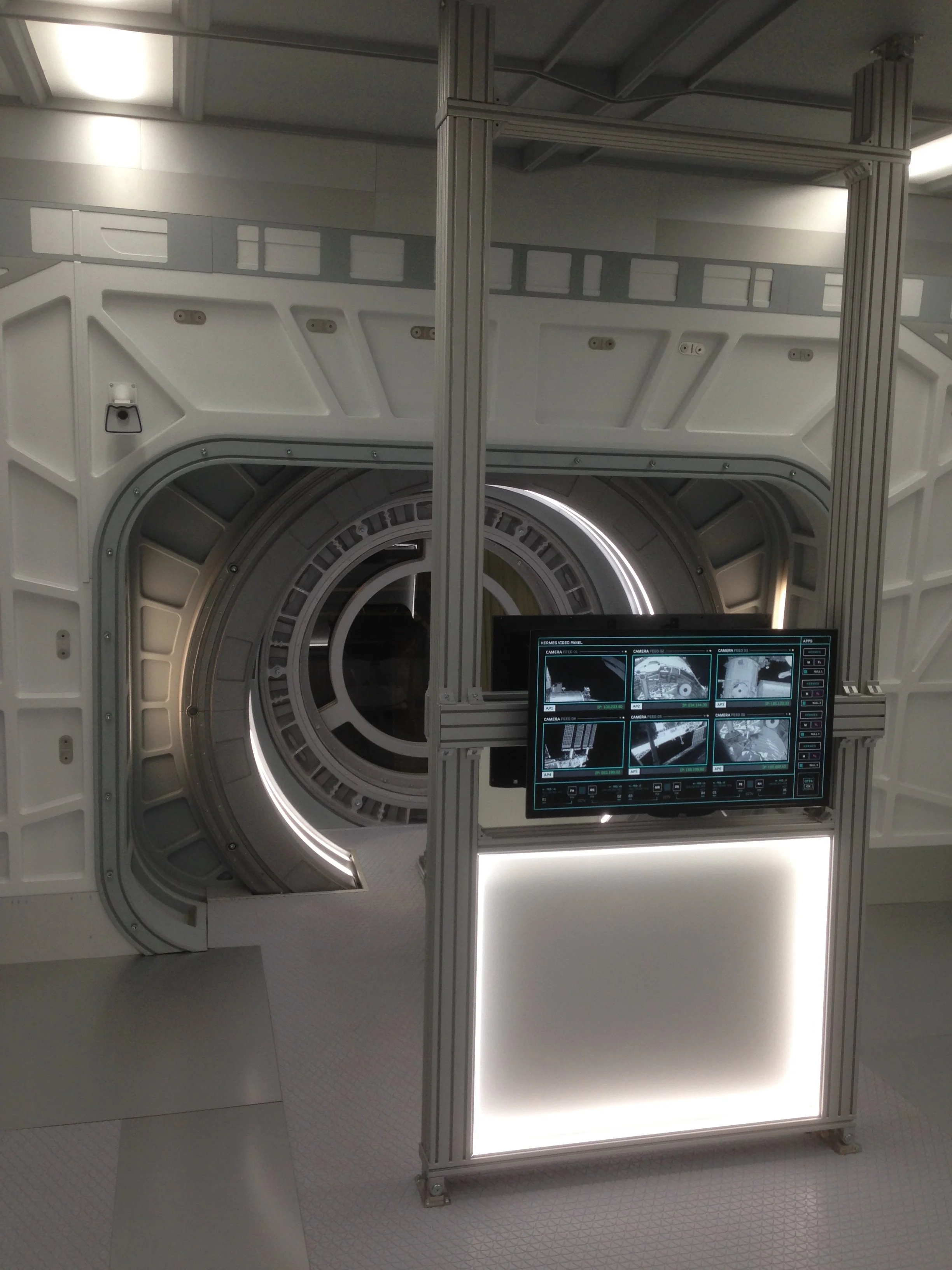 Hermes Rec room Gravity wheel 2.JPG