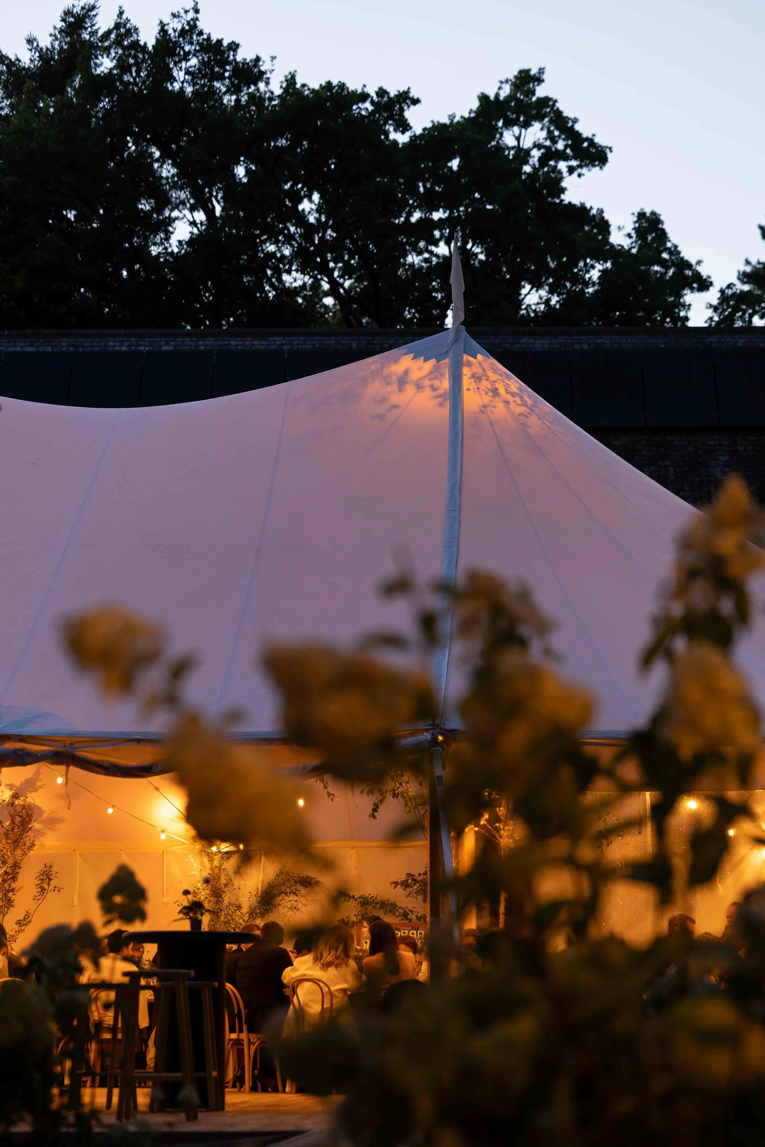 Wedding dinner inside tent, Stretched tents. Sint-Andries, Brugge
