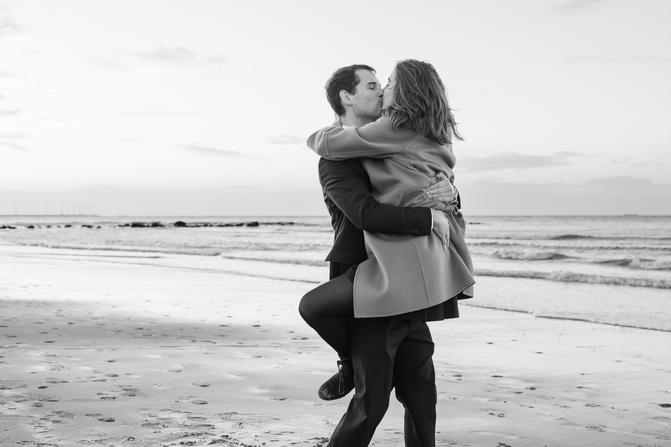 Engagement shoot, beach photos, Knokke-Heist photographer 
