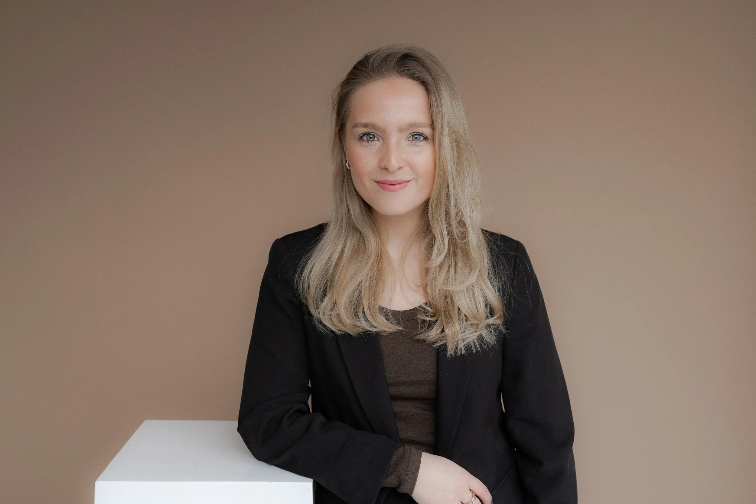International Affairs Consulting für Private Label