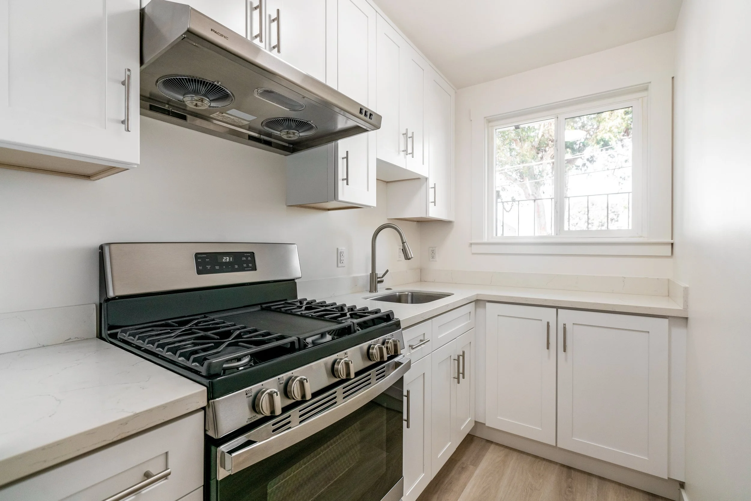 Real Estate-0b2c3d6d-fde9-4cd5-8402-8199e1fba90d-006.jpg
