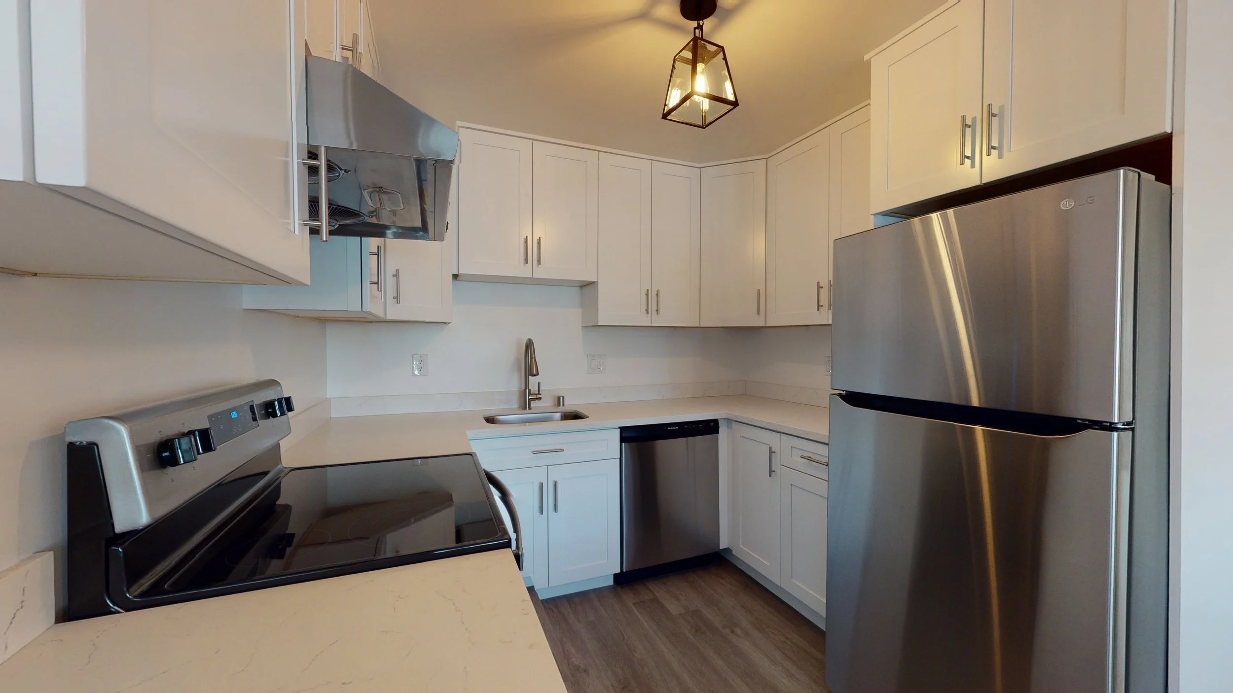 Kitchen3.jpg