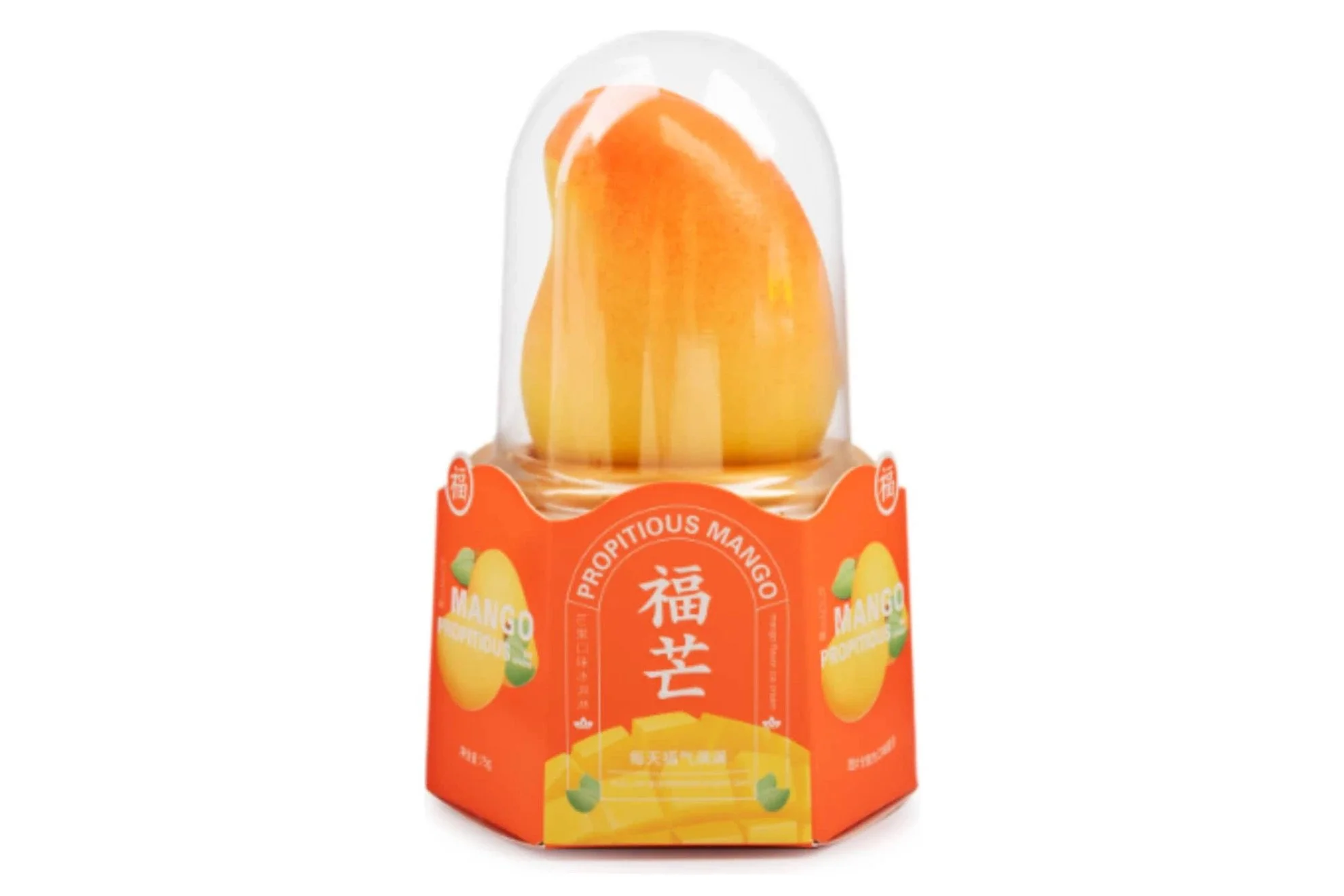 A bottled mango-flavored snack in clear packaging with orange label and white Chinese characters.