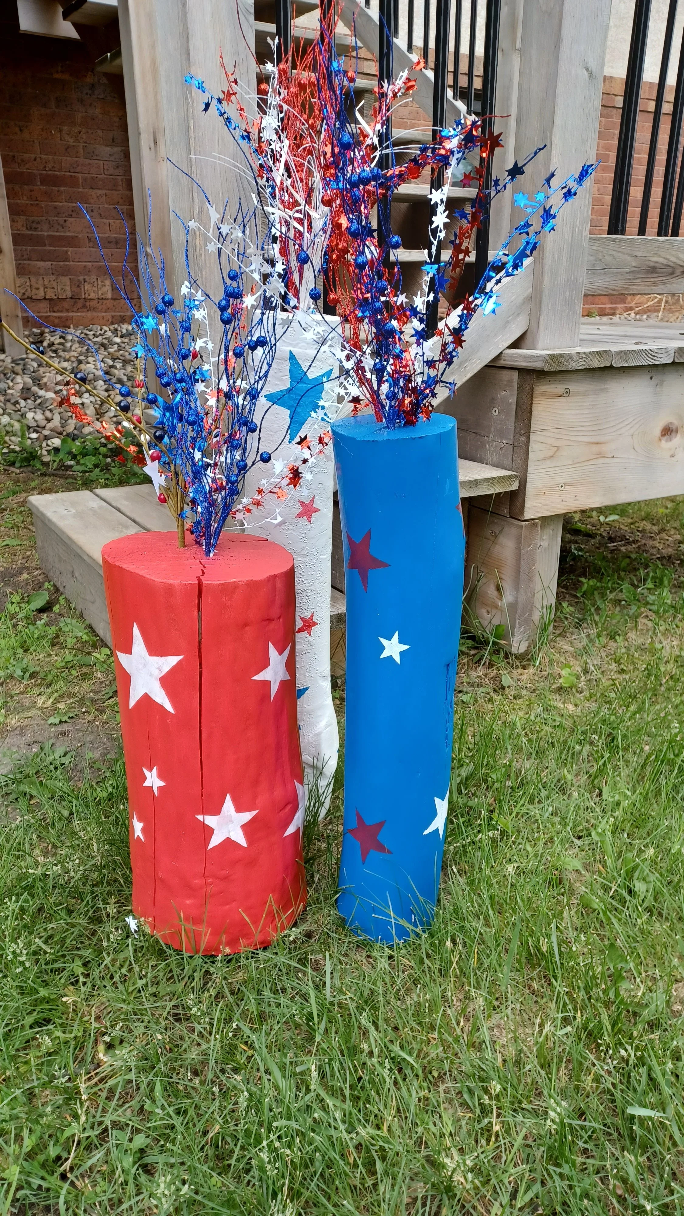 Outdoor Patriotic Firecracker Set of 3