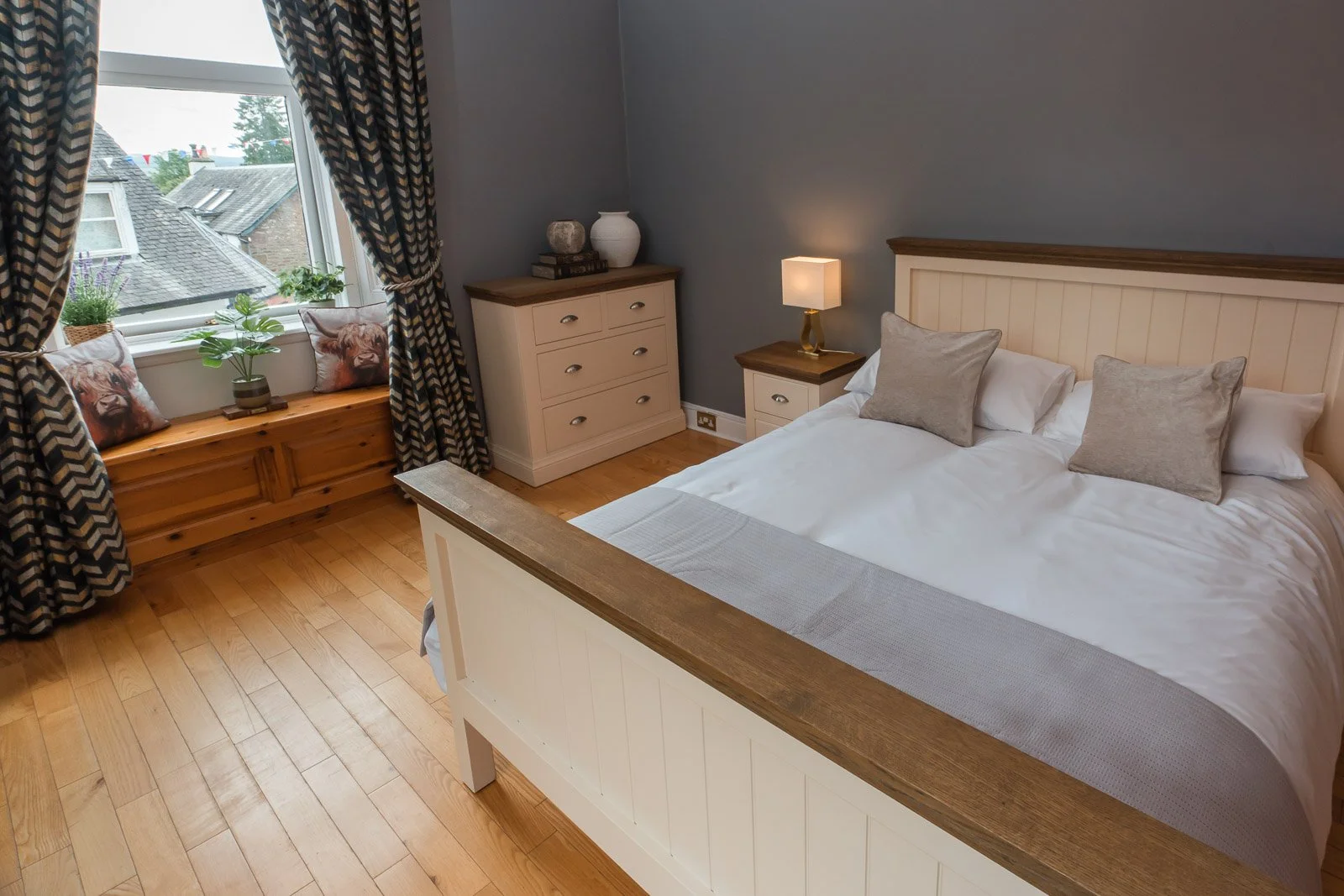 Hillside-Loch-Lomond-Bedrooms-16.jpg