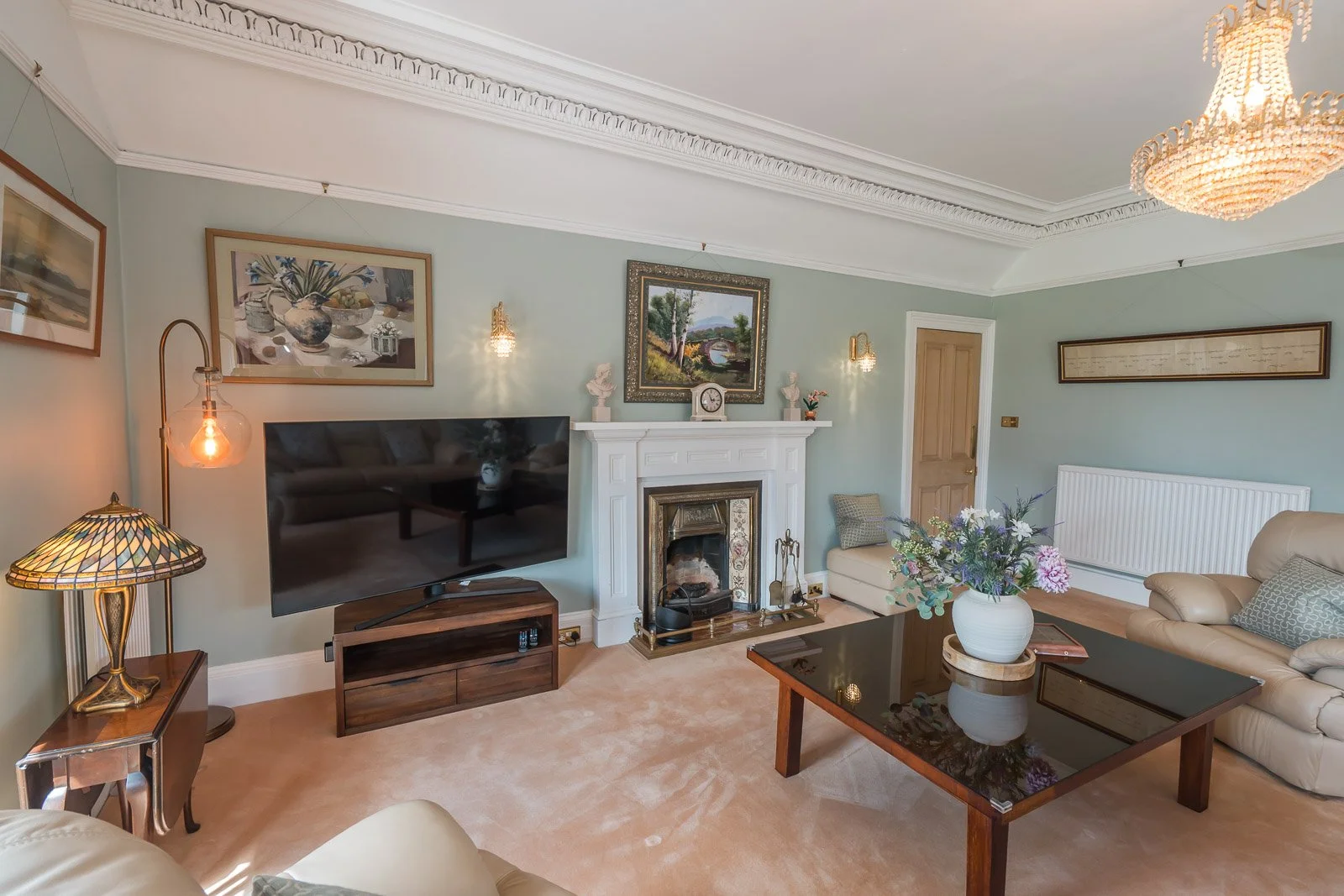 Hillside-Loch-Lomond-Home.jpg