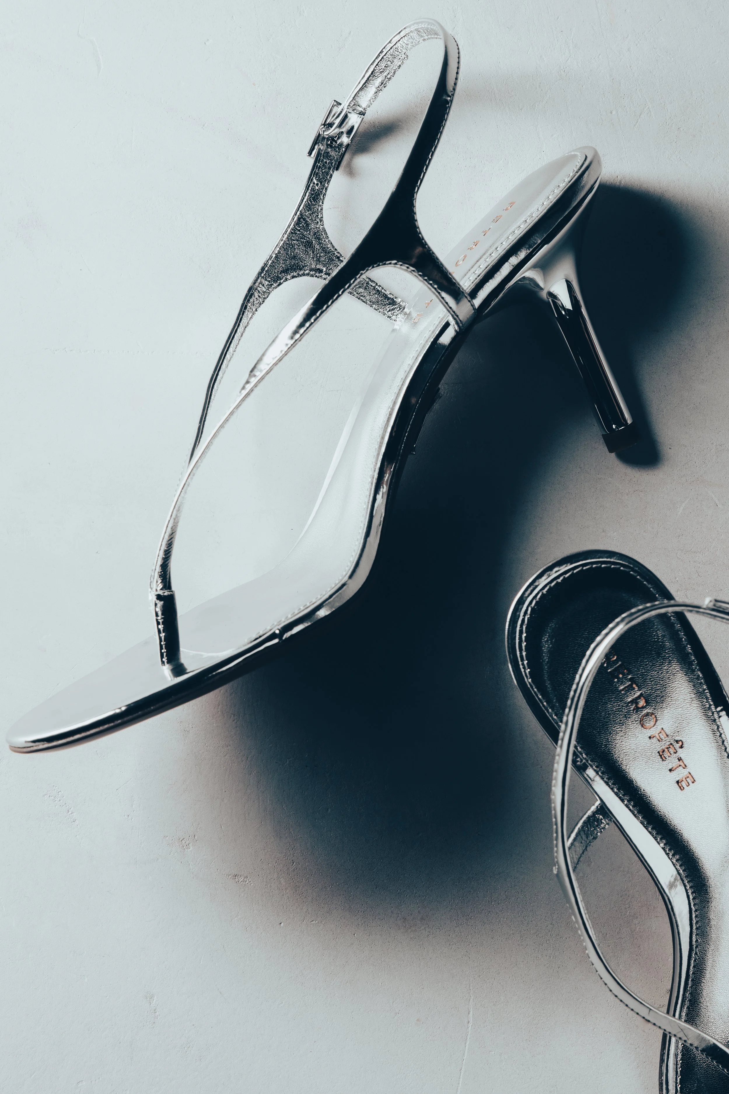 FLATS COLLECTION SHOES INTERLUDE THONG CL_17756_PDP_2x3.jpg
