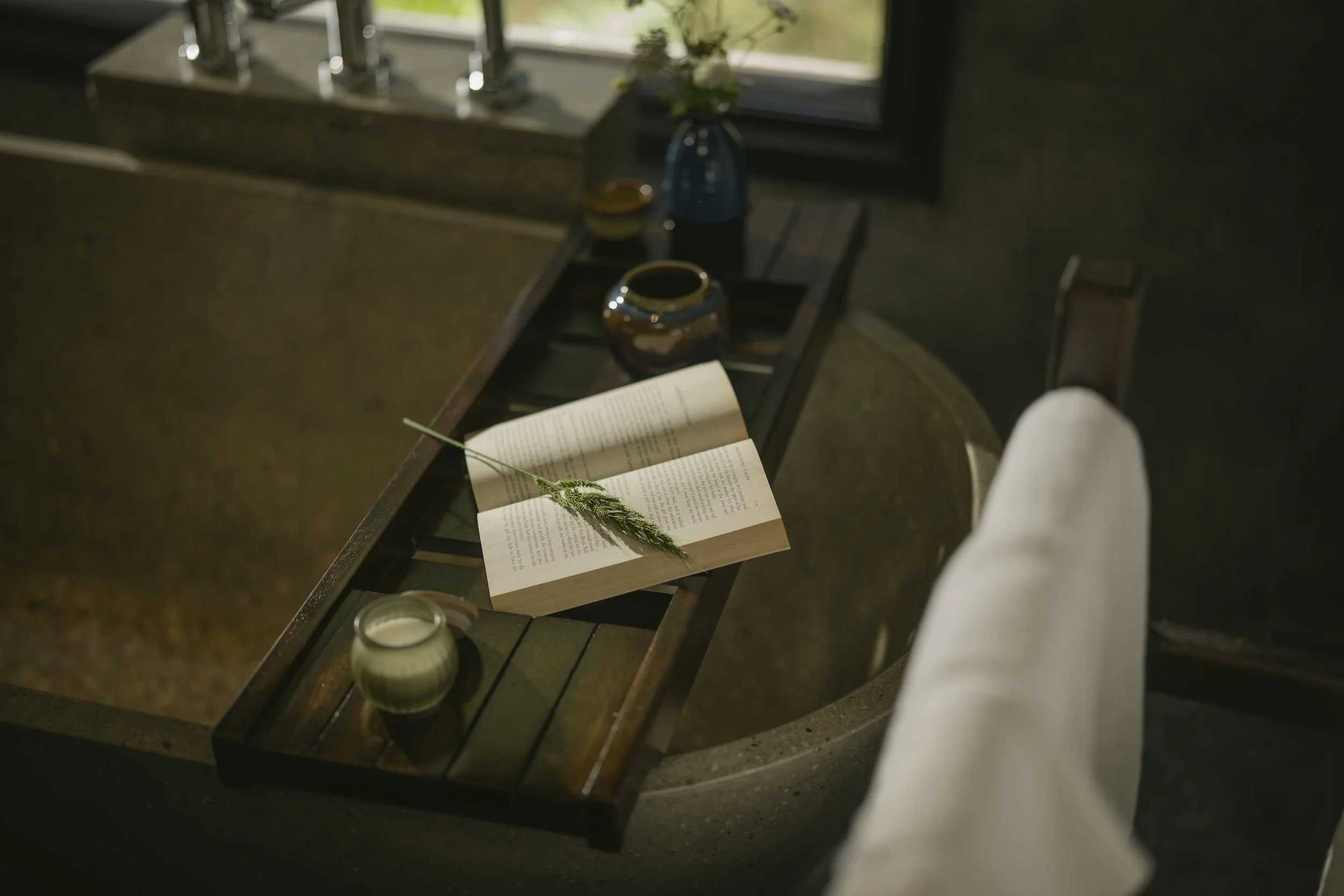 Bathtub.jpg (Copy)