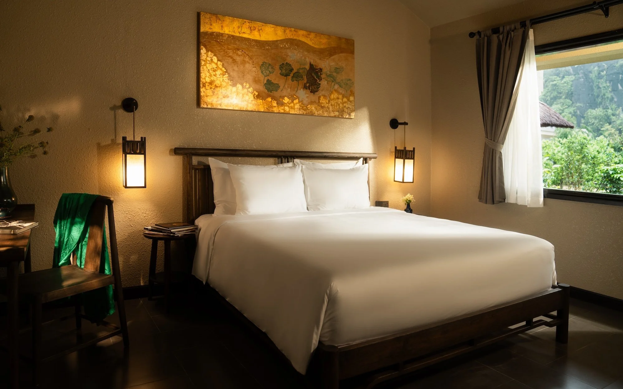 Bedroom 2 - 02.jpg