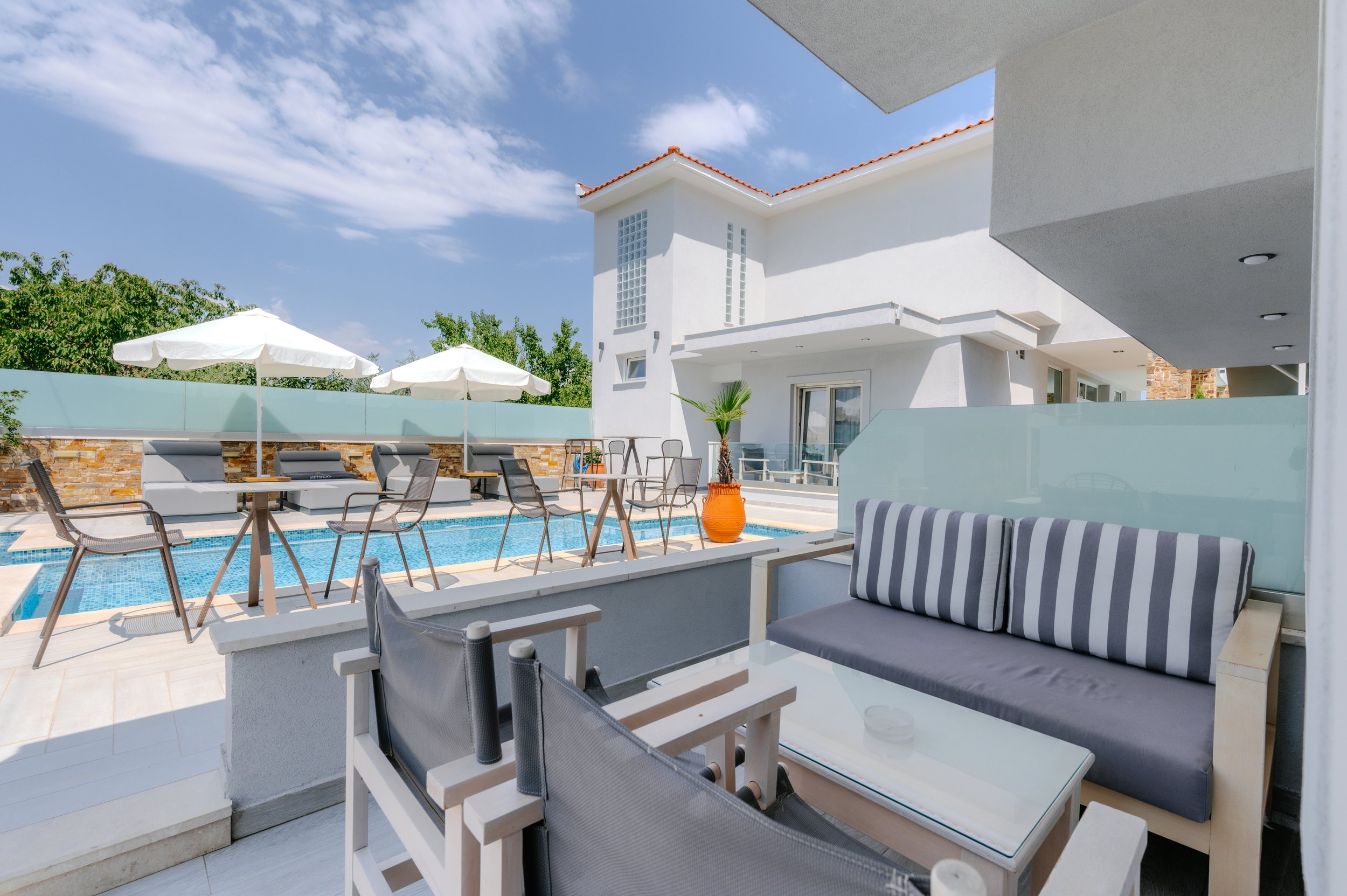 metsikas-residence-thassos.jpg