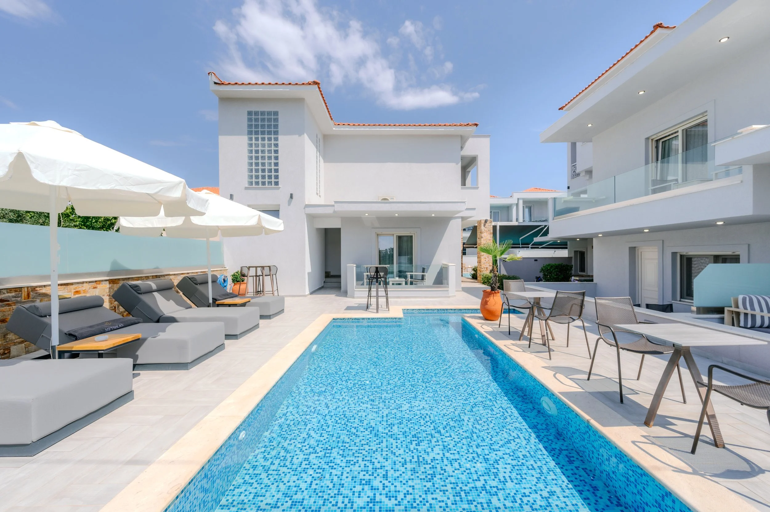 metsikas-residence-thassos.jpg