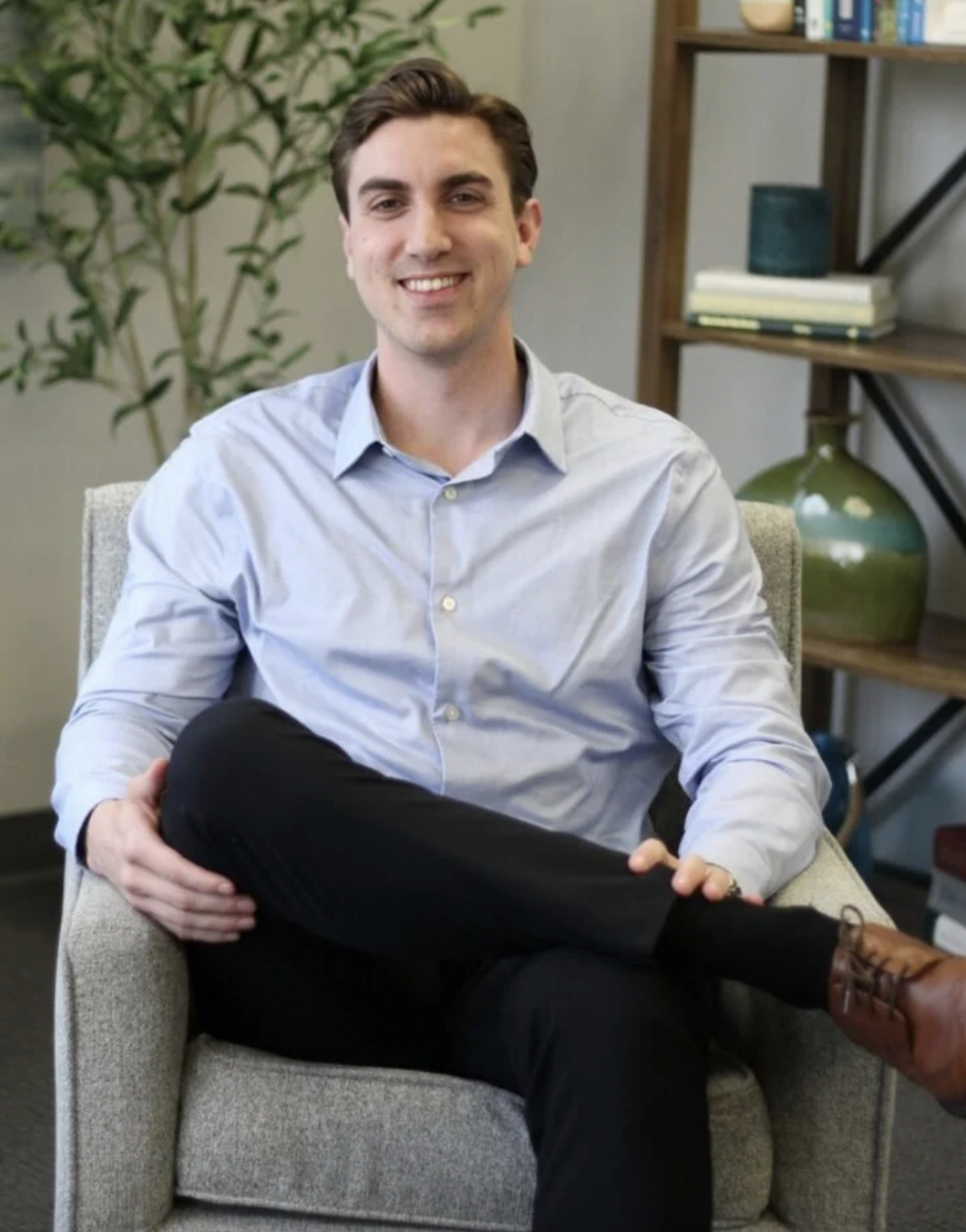 Photo of Zach Ismirnioglou, sex addiction therapist in Orange County.