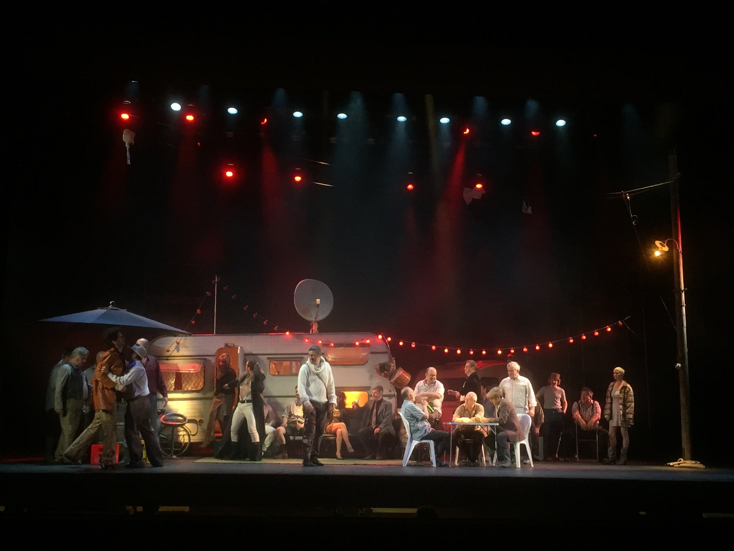 Rigoletto (Robert Kolar), Duke of Mantua (Aljaž Farasin) and Ensemble